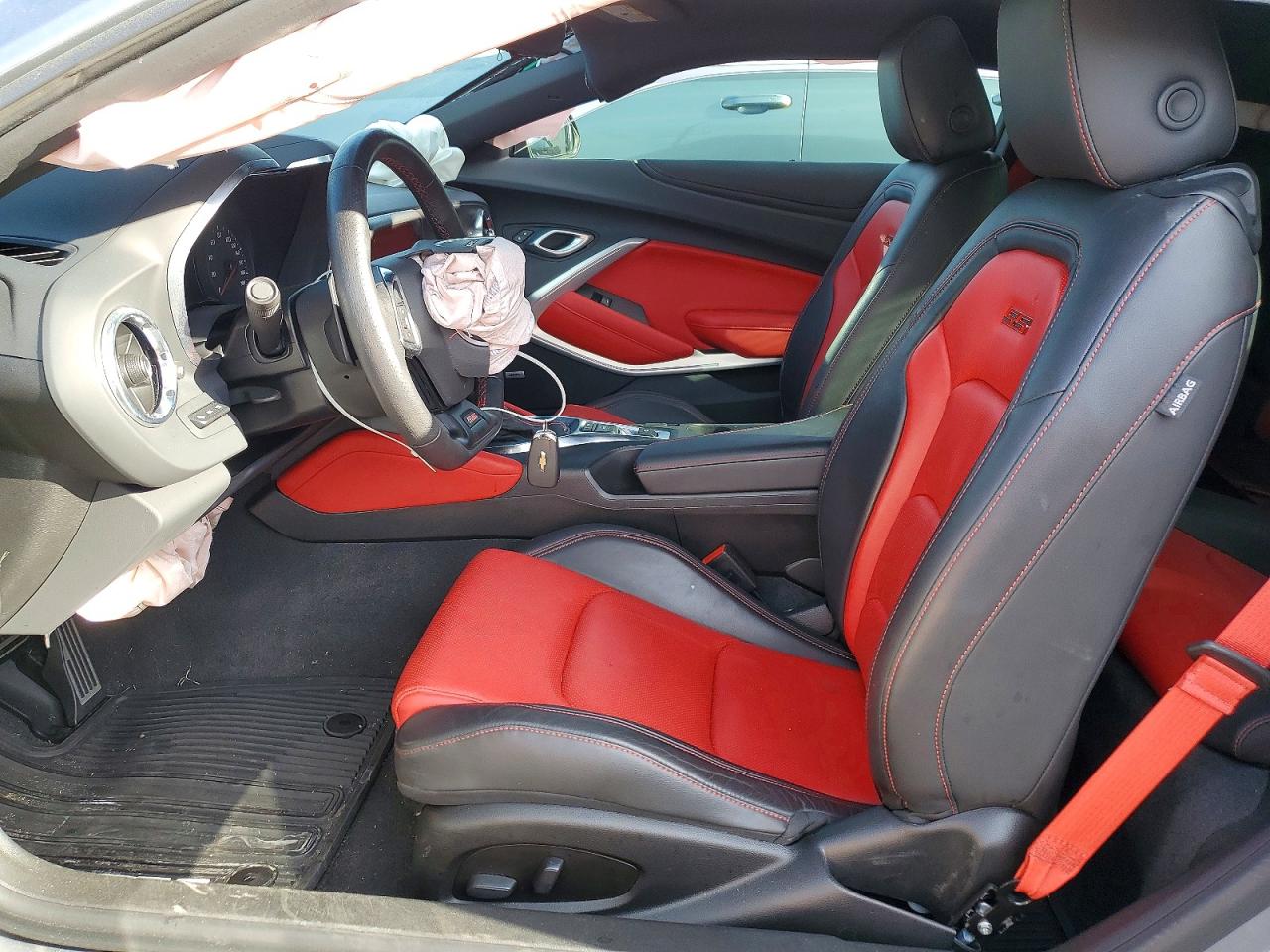 2024 Chevrolet Camaro Ss Серебряный vin: 1G1FH1R73R0116047