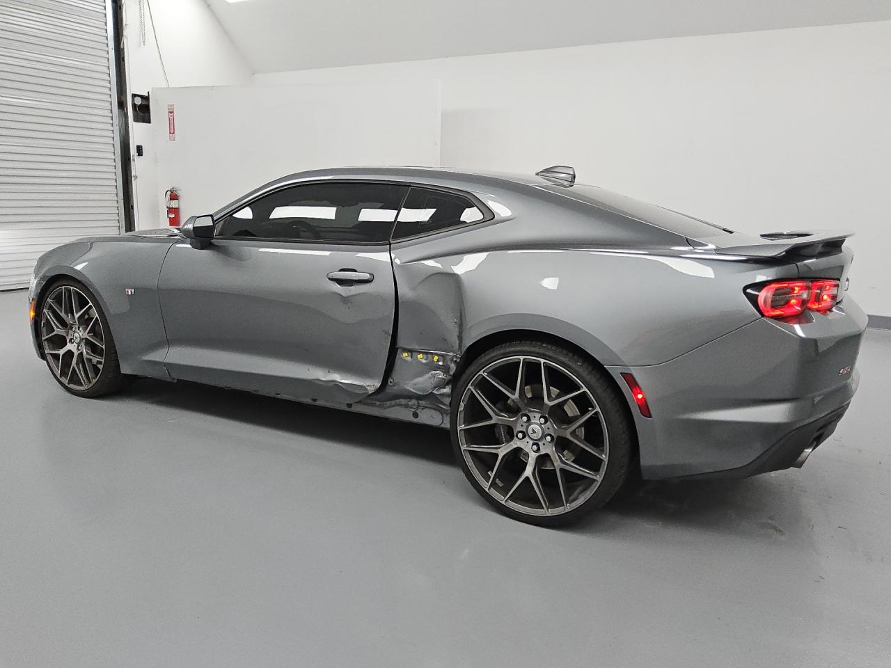 2020 Chevrolet Camaro Ss Серый vin: 1G1FH1R76L0135442 Damage: Left Rocker Panel, Broken, Replacement Required