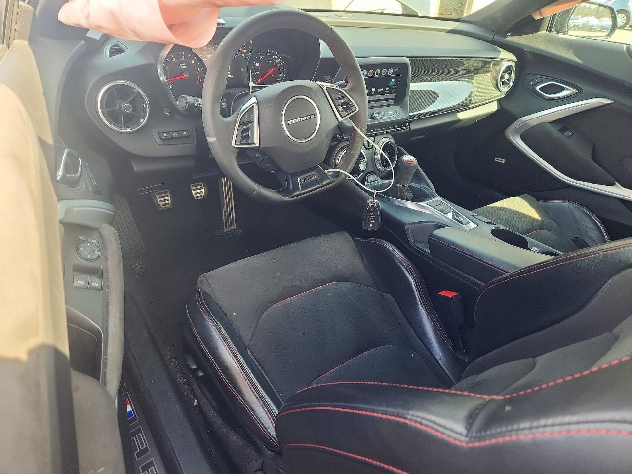 2018 Chevrolet Camaro Zl1 Черный vin: 1G1FJ1R65J0180767