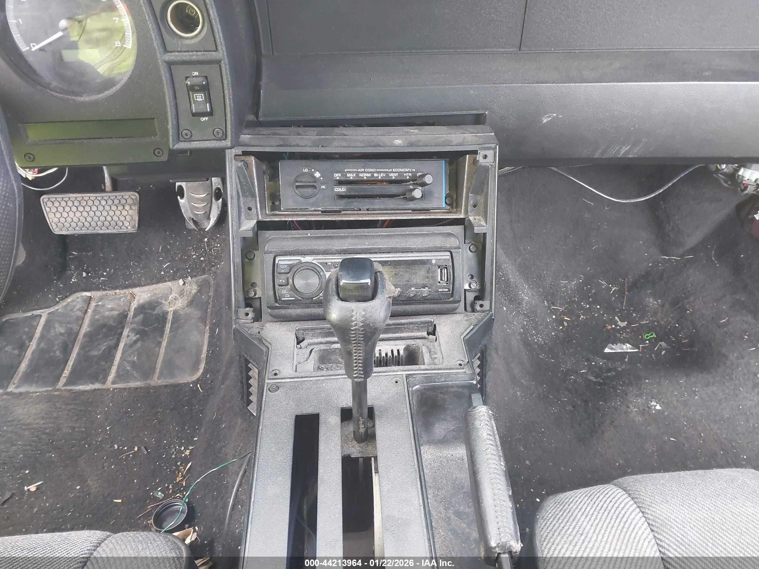 1988 Chevrolet Camaro   Gray vin: 1G1FP2183JL160887