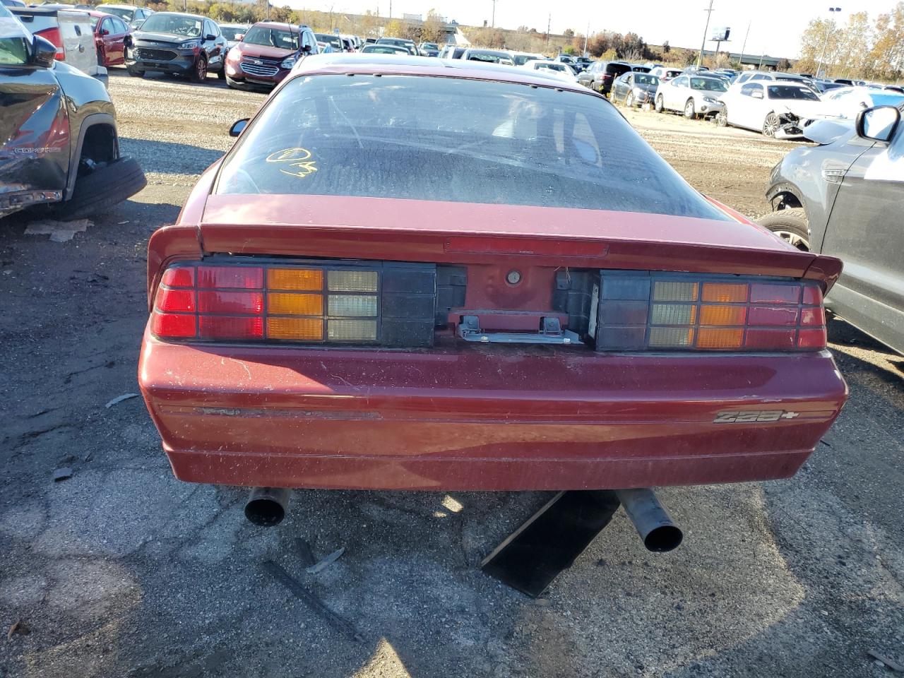 1987 Chevrolet Camaro Бордовый vin: 1G1FP2189HL133493