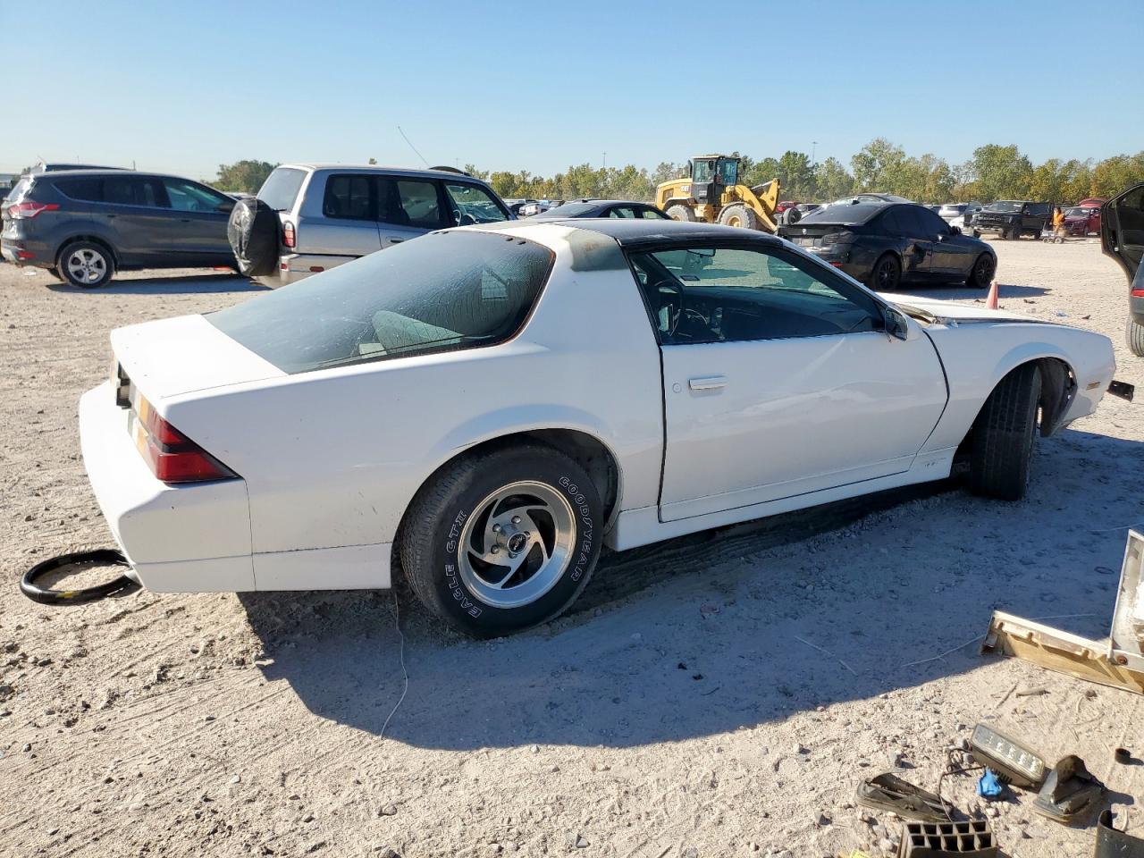 1989 Chevrolet Camaro White vin: 1G1FP21E2KL167160
