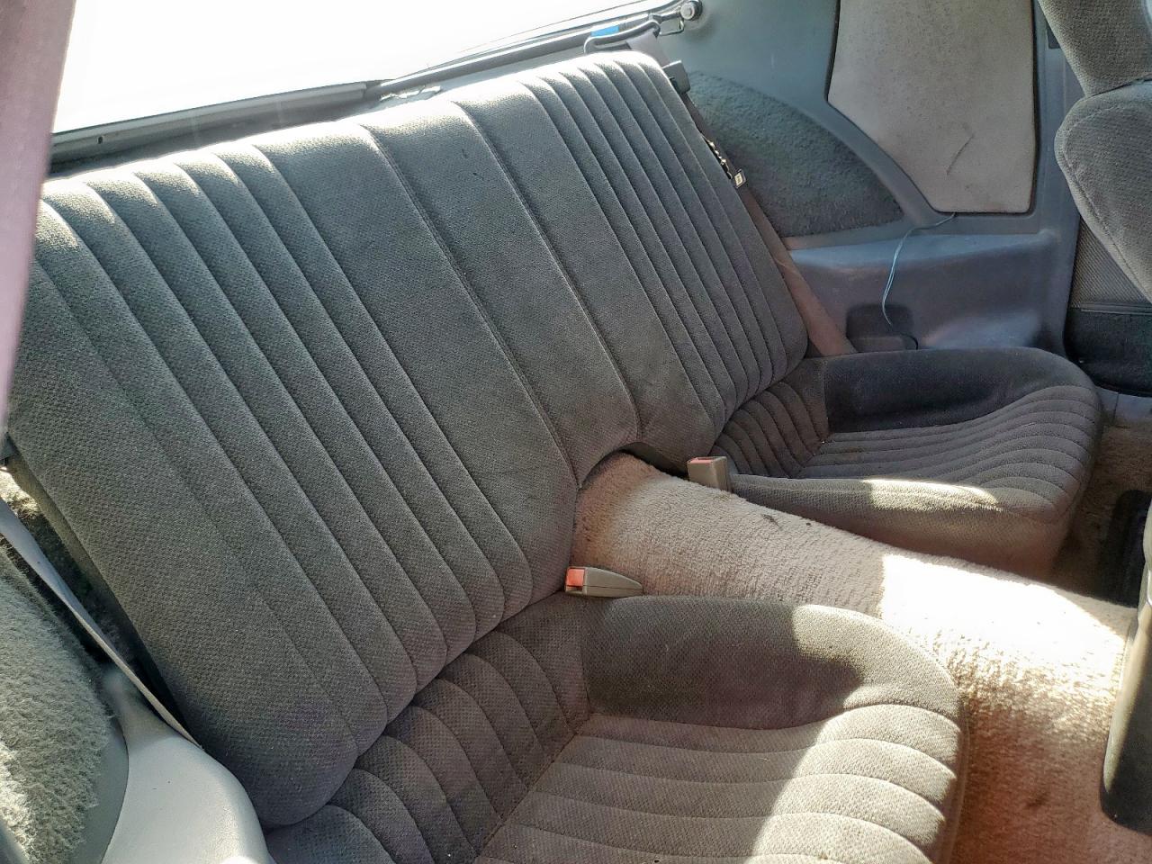 1989 Chevrolet Camaro White vin: 1G1FP21E2KL167160