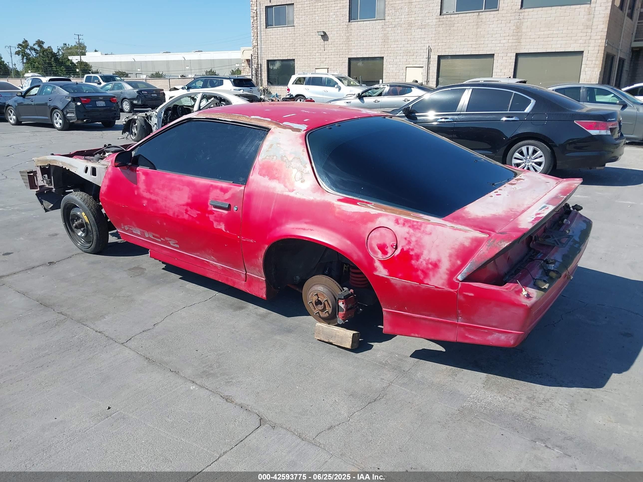 1989 Chevrolet Camaro   Red vin: 1G1FP21E3KL205446