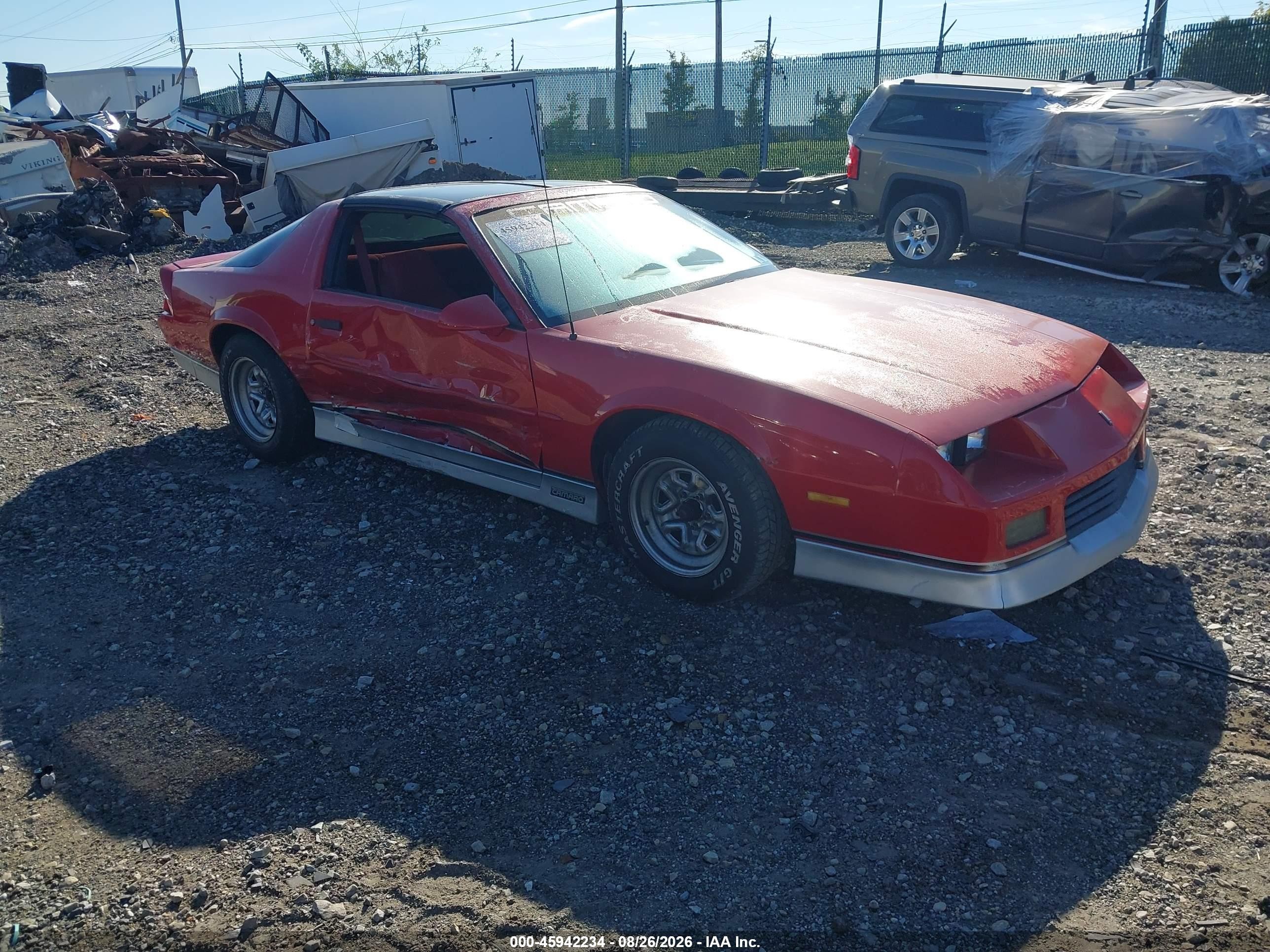 1G1FP21E7JL195809