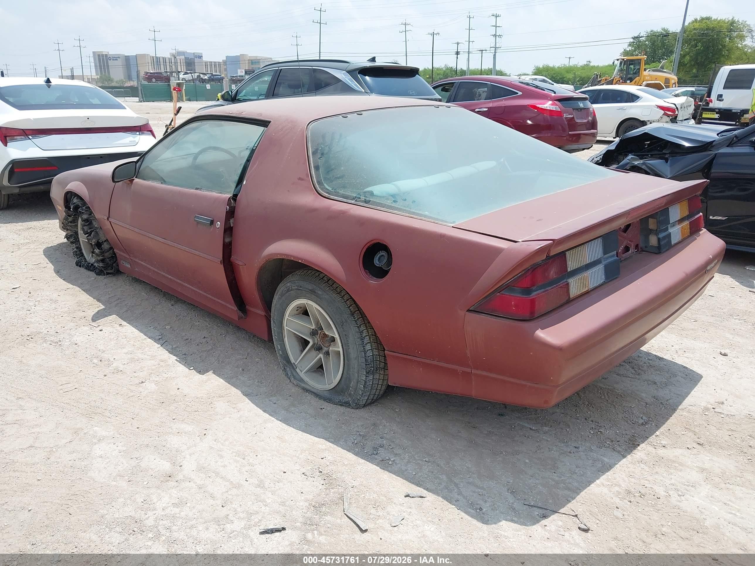 1989 Chevrolet Camaro   Red vin: 1G1FP21E8KL102068