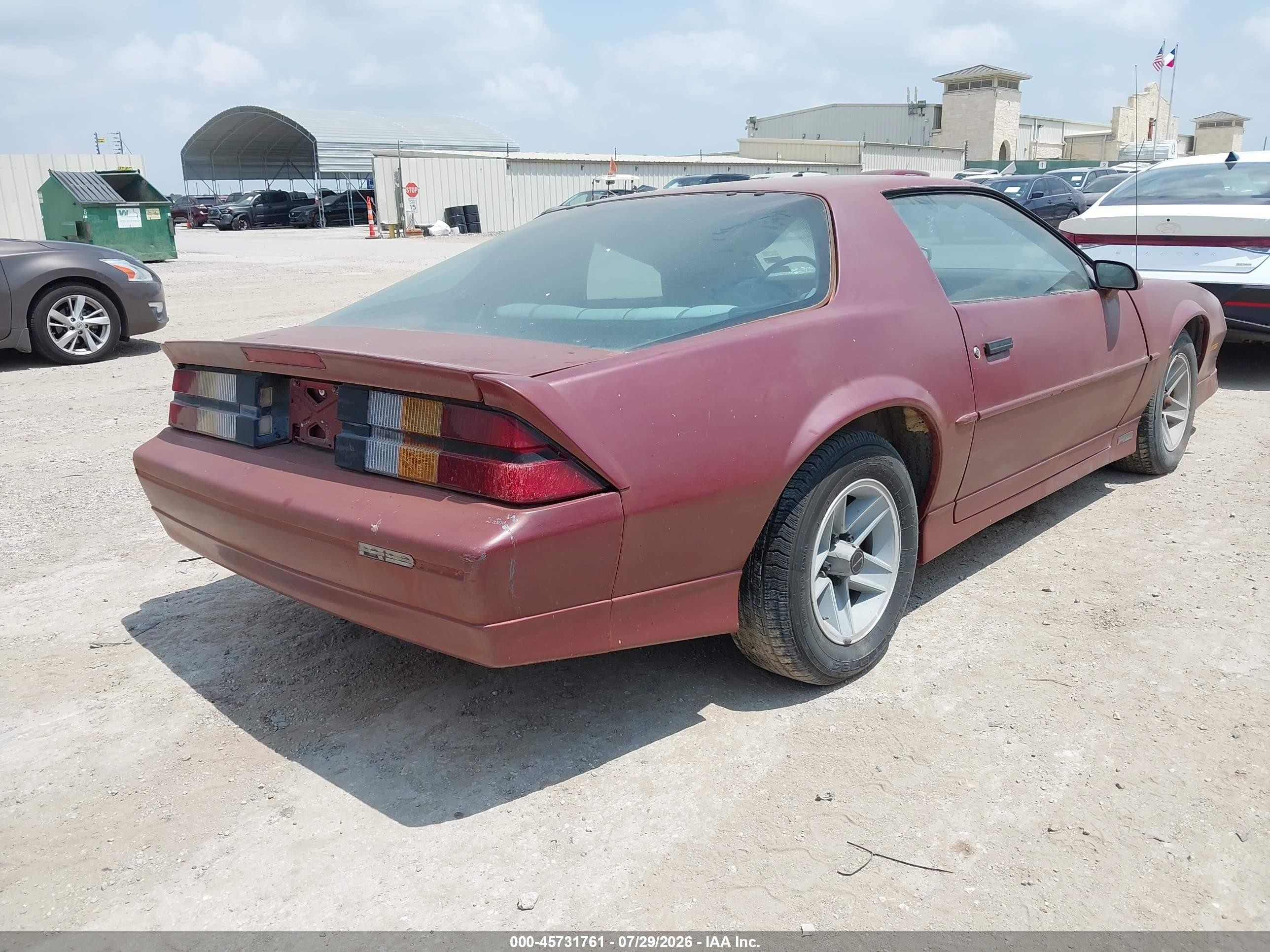 1989 Chevrolet Camaro   Red vin: 1G1FP21E8KL102068