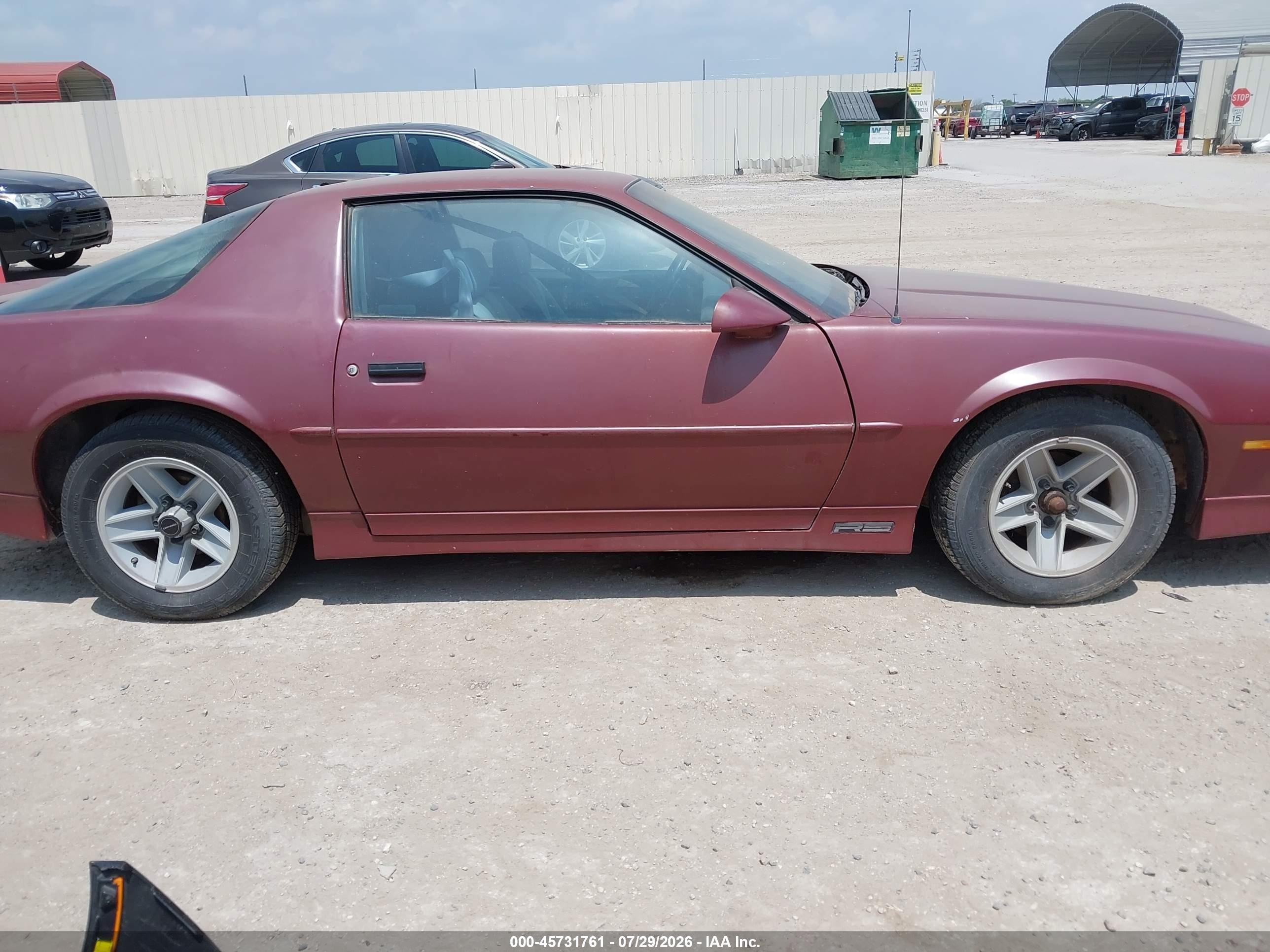 1989 Chevrolet Camaro   Red vin: 1G1FP21E8KL102068
