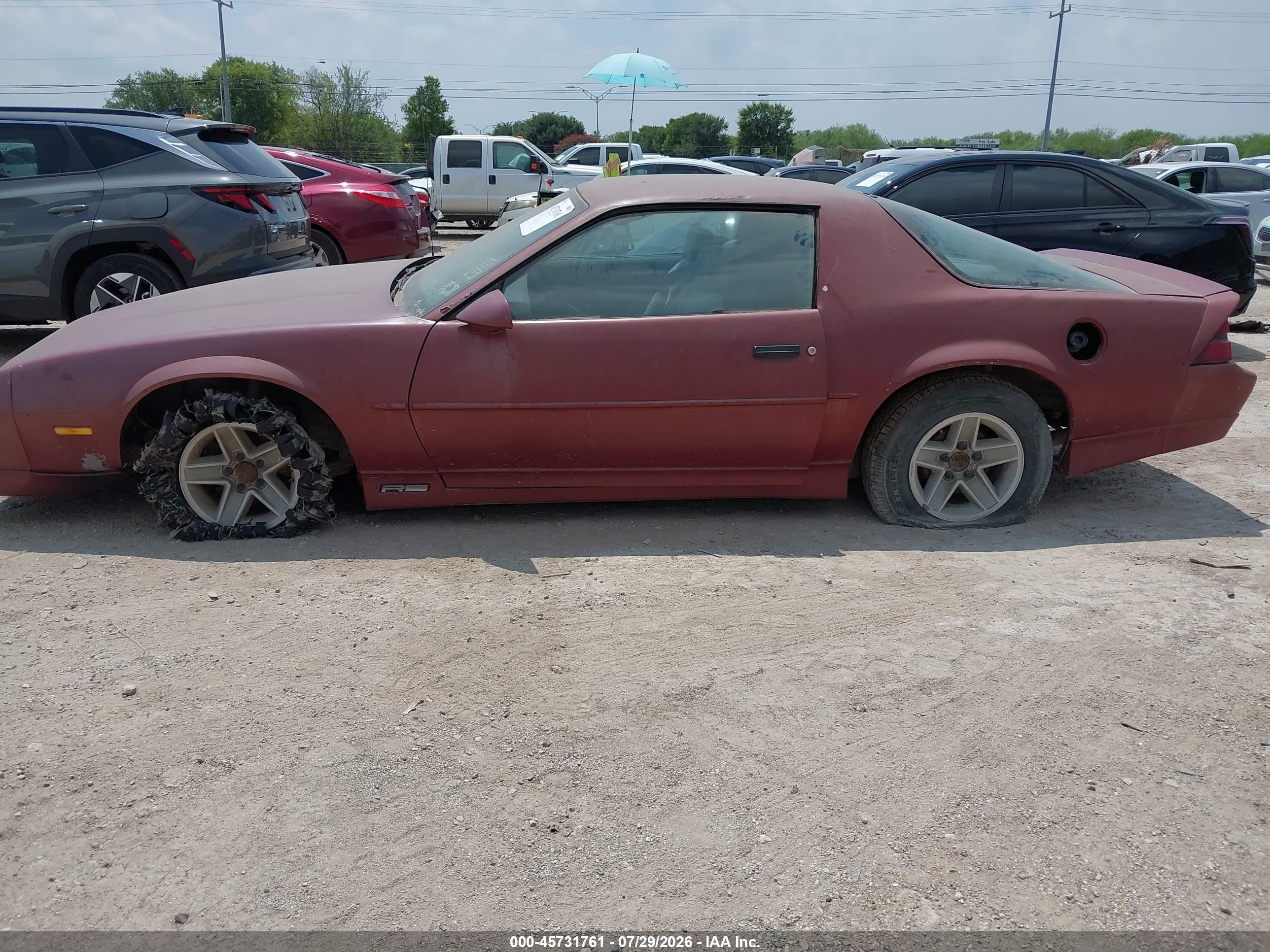 1989 Chevrolet Camaro   Red vin: 1G1FP21E8KL102068