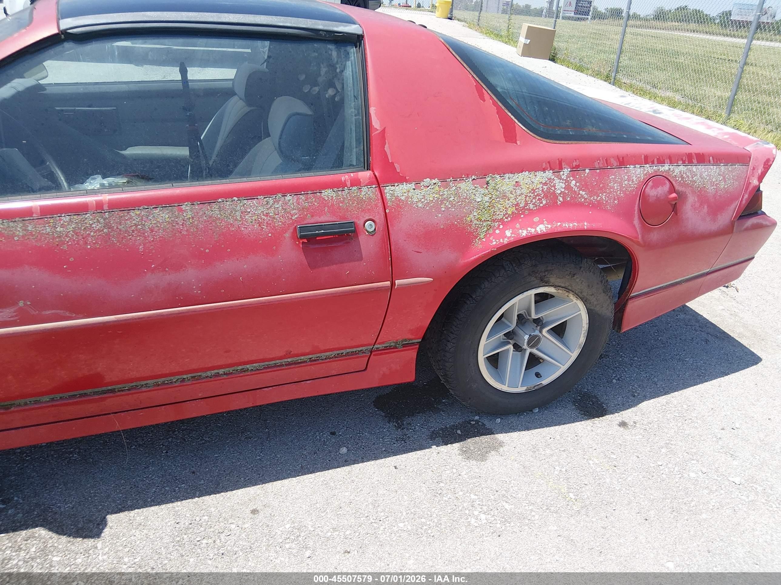 1989 Chevrolet Camaro   Red vin: 1G1FP21E8KL109974