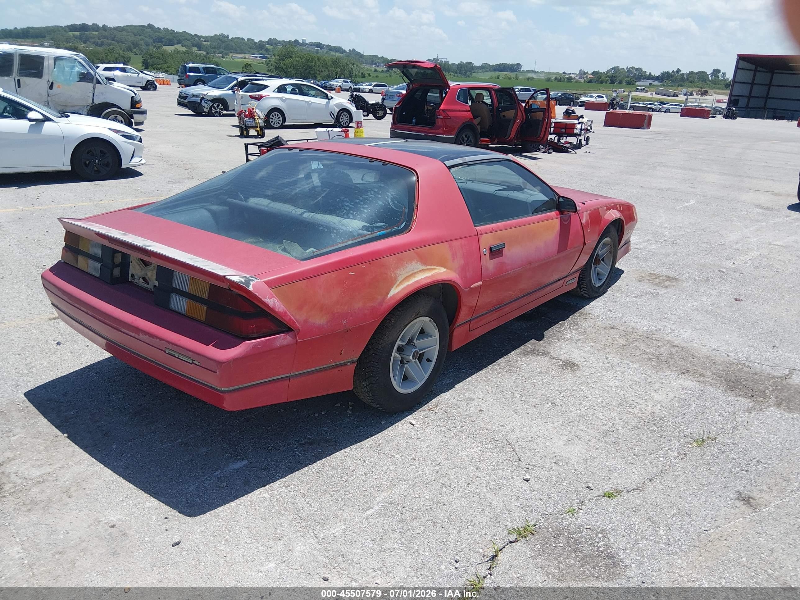1989 Chevrolet Camaro   Red vin: 1G1FP21E8KL109974