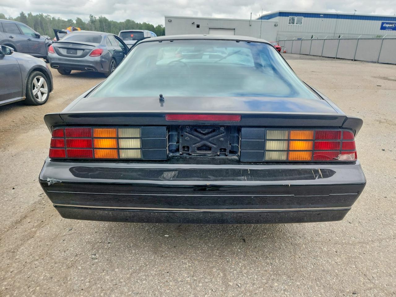 1988 Chevrolet Camaro Black vin: 1G1FP21F0JL179220