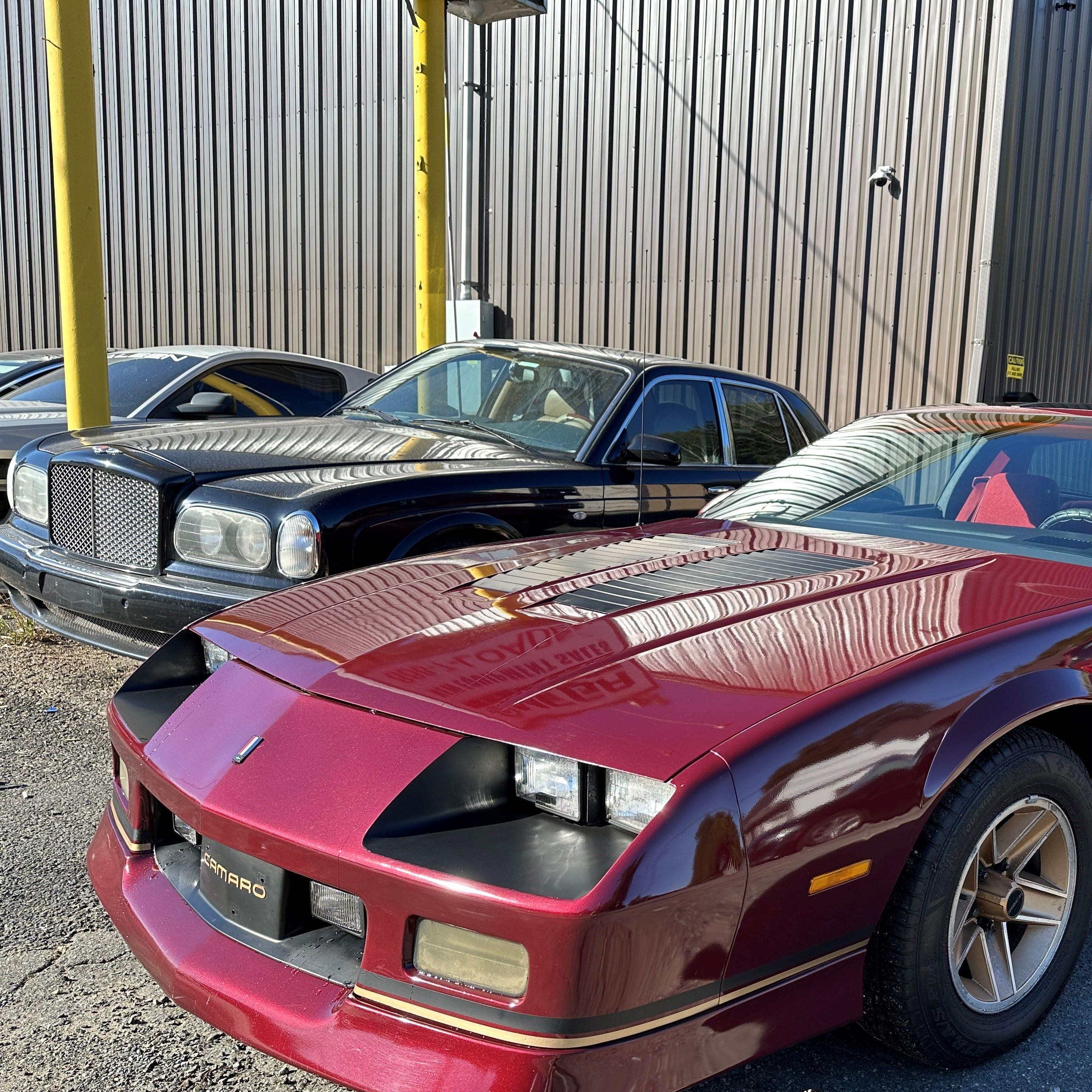 1988 Chevrolet Camaro   Maroon vin: 1G1FP21F1JL138014