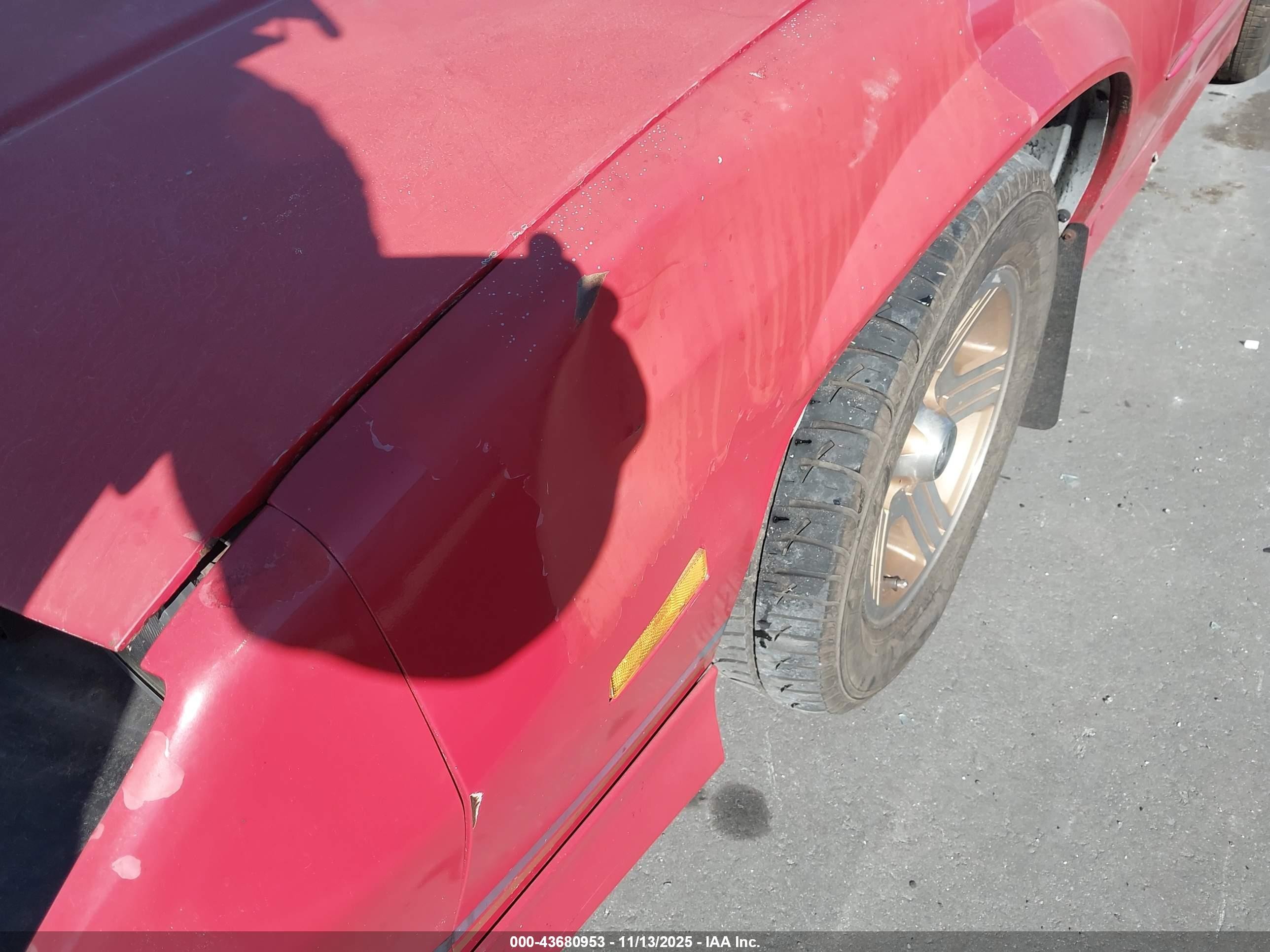 1989 Chevrolet Camaro   Red vin: 1G1FP21F9KL132317