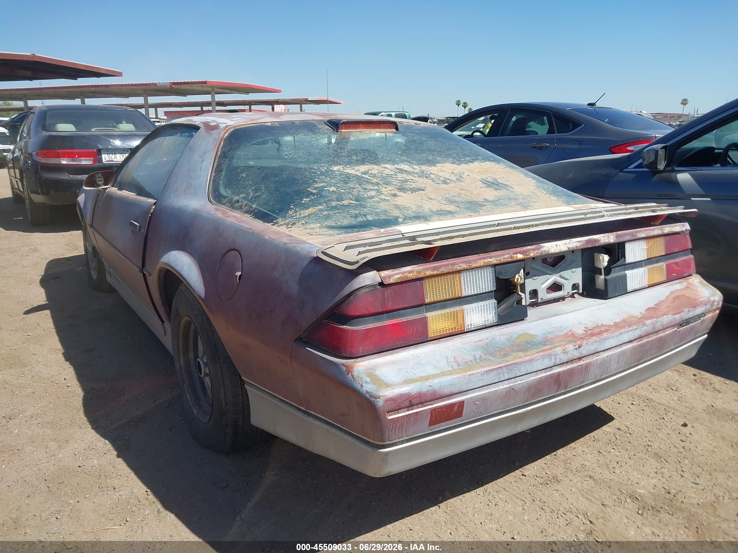 1988 Chevrolet Camaro   Maroon vin: 1G1FP21S0JL148062