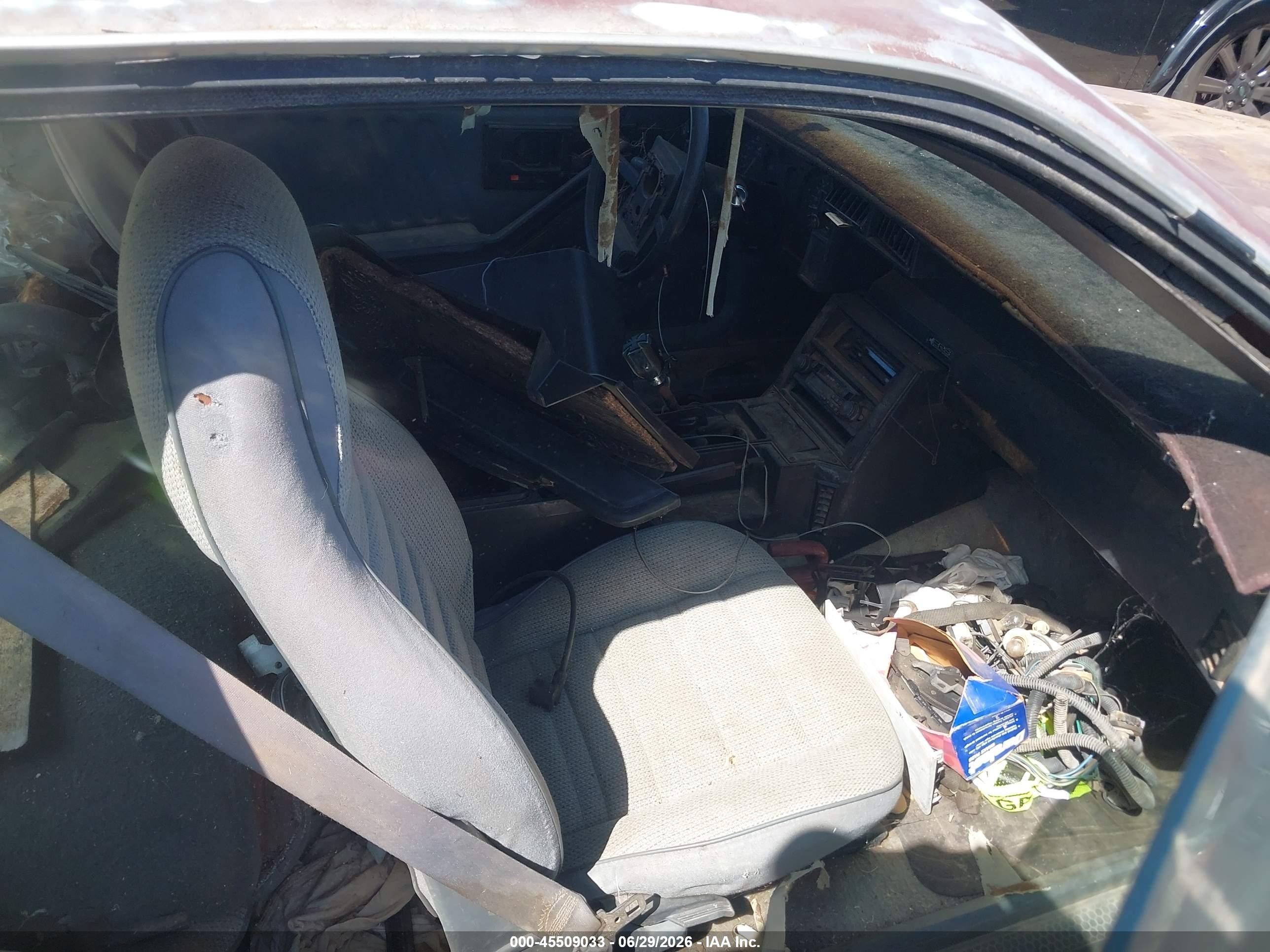 1988 Chevrolet Camaro   Maroon vin: 1G1FP21S0JL148062