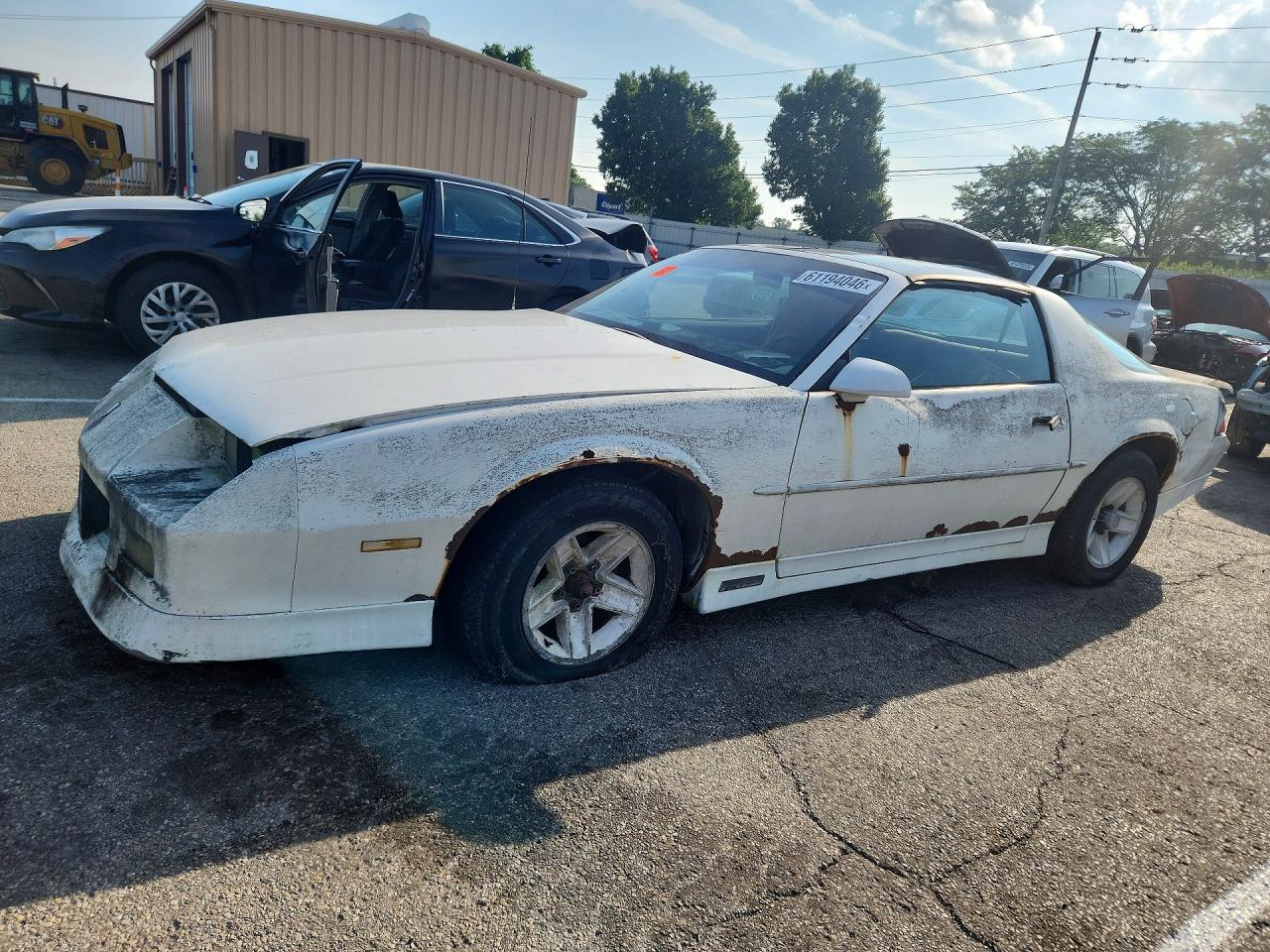 1989 Chevrolet Camaro White vin: 1G1FP21S2KL196177