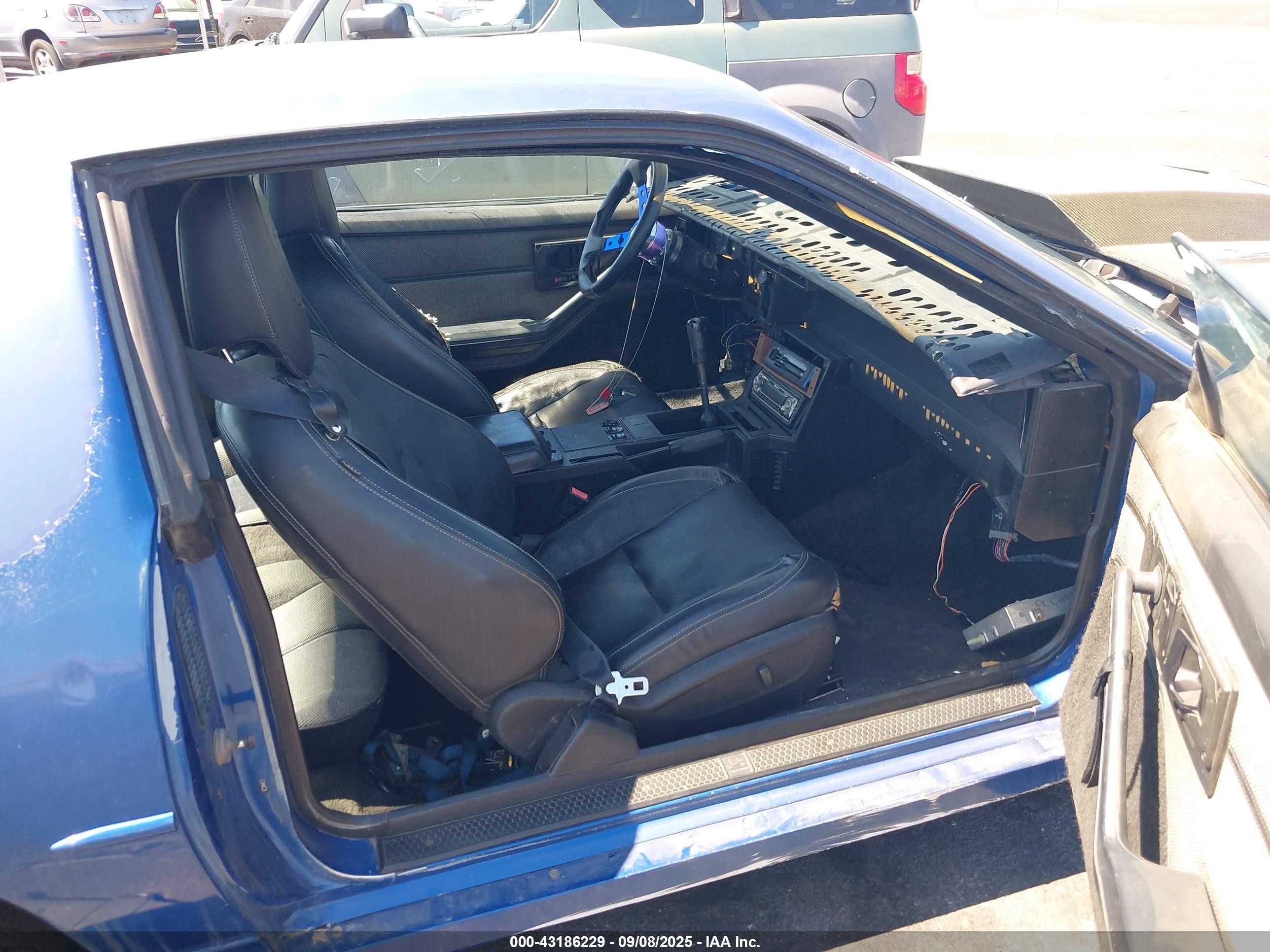 1989 Chevrolet Camaro   Синий vin: 1G1FP21S7KL147458
