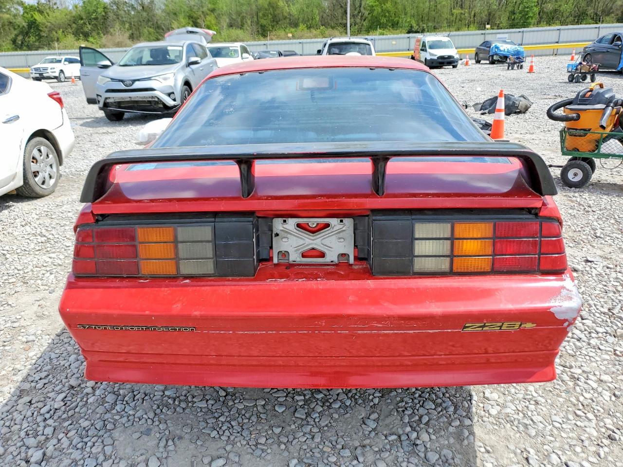 1991 Chevrolet Camaro Z28 Red vin: 1G1FP2381ML135925