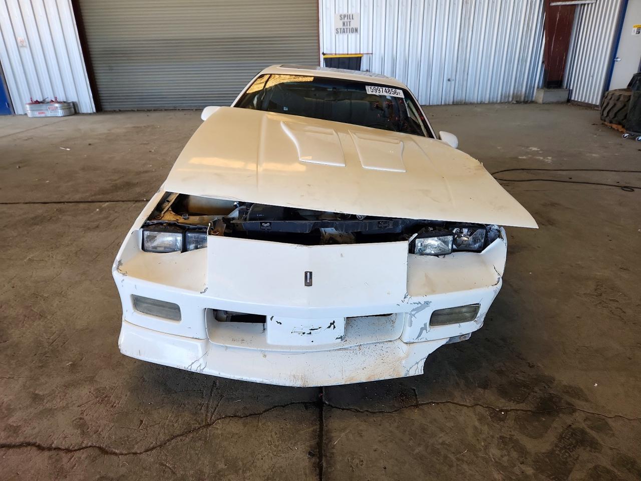 1991 Chevrolet Camaro Z28 White vin: 1G1FP2386ML124600