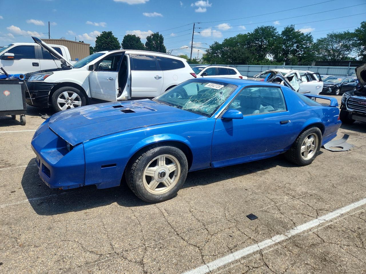 1991 Chevrolet Camaro Z28 Blue vin: 1G1FP2387ML180674