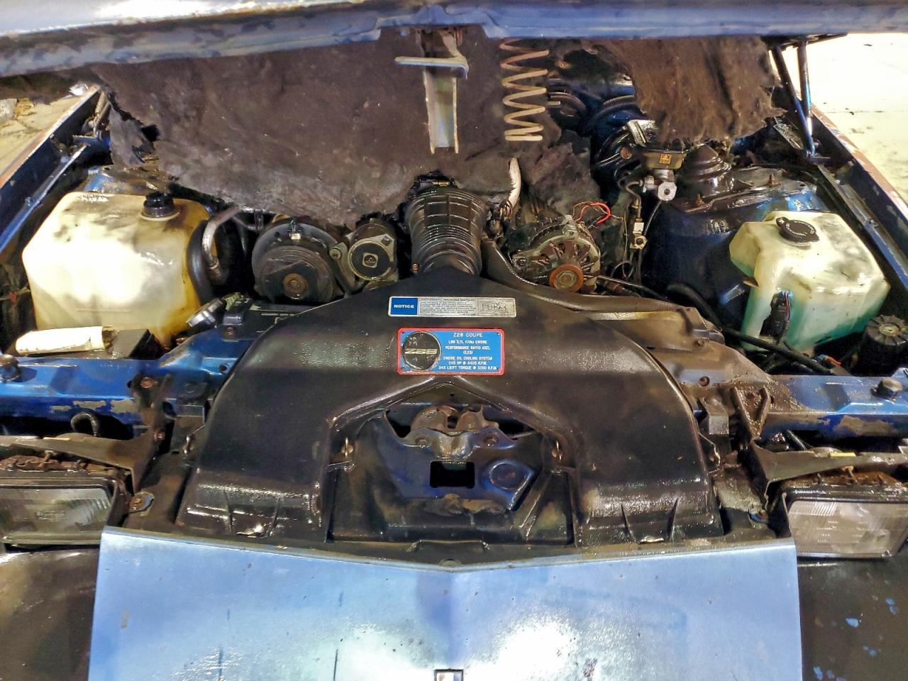1991 Chevrolet Camaro Z28 Blue vin: 1G1FP2388ML100203