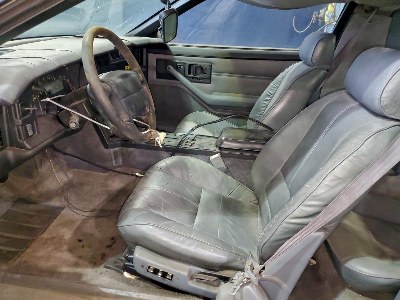 1991 Chevrolet Camaro Z28 Blue vin: 1G1FP2388ML100203
