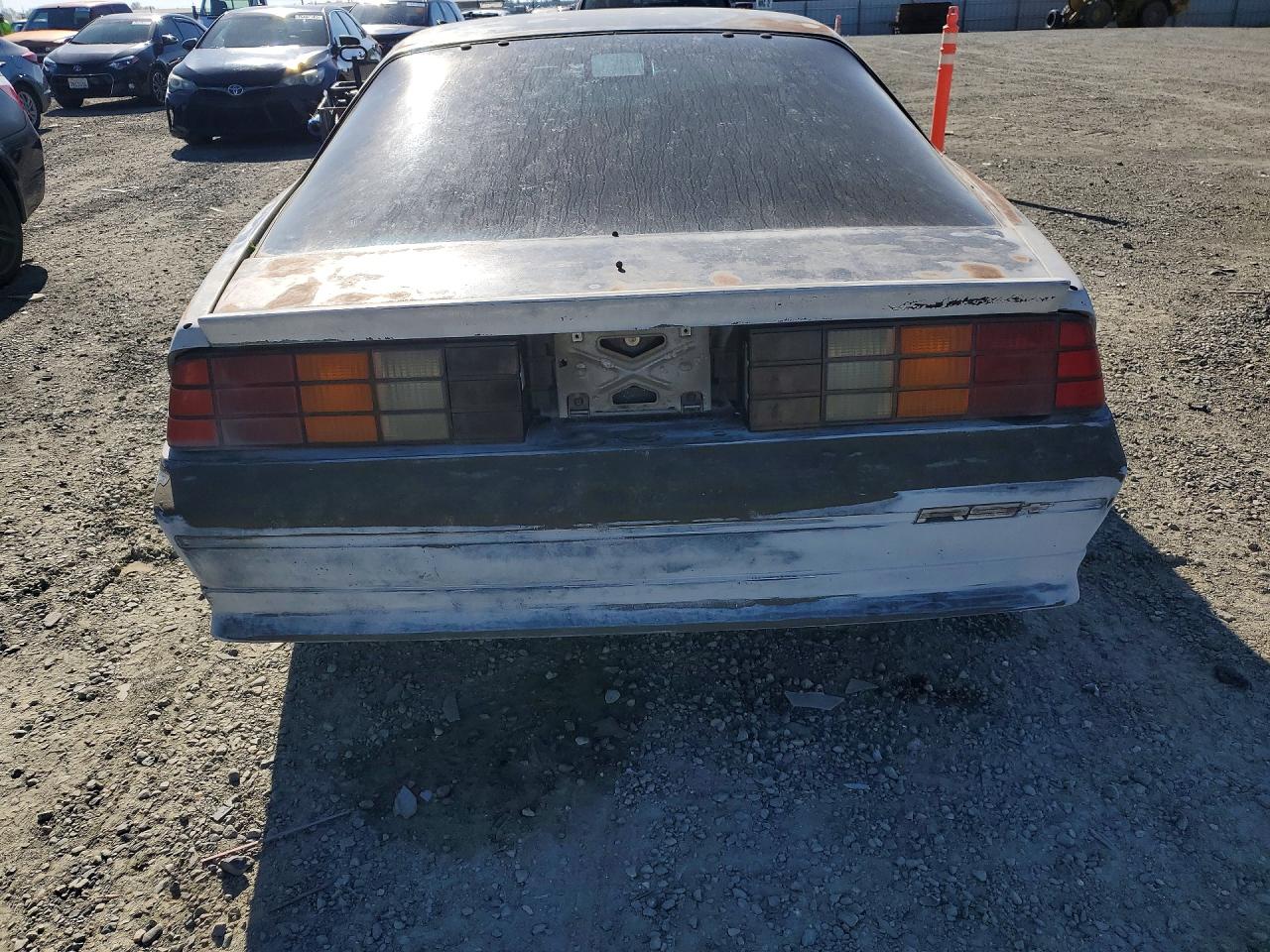 1991 Chevrolet Camaro Серый vin: 1G1FP23E5ML129597