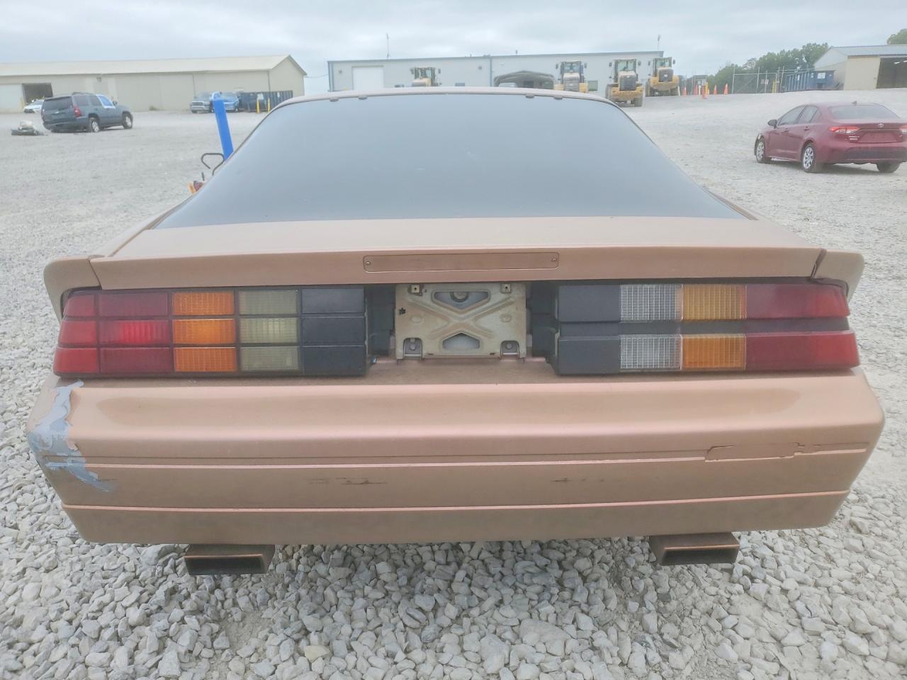 1990 Chevrolet Camaro Rs Brown vin: 1G1FP23E6LL123211