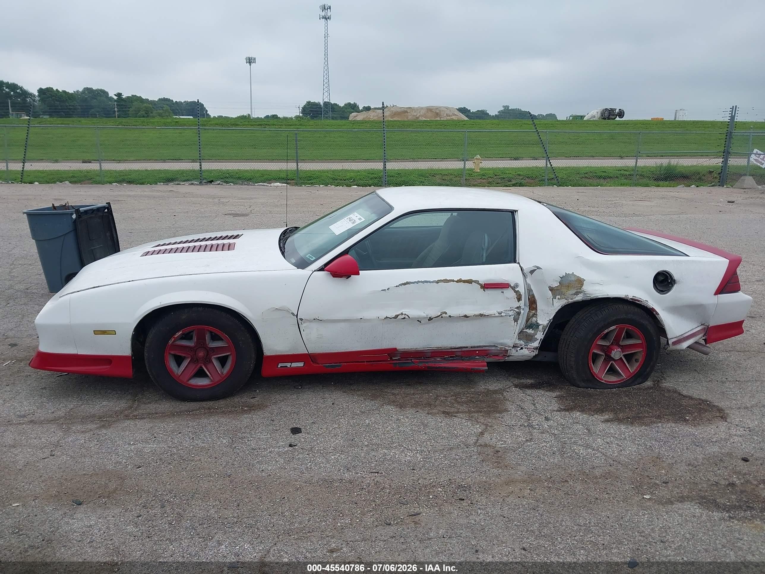 1992 Chevrolet Camaro Rs Белый vin: 1G1FP23E6NL155255
