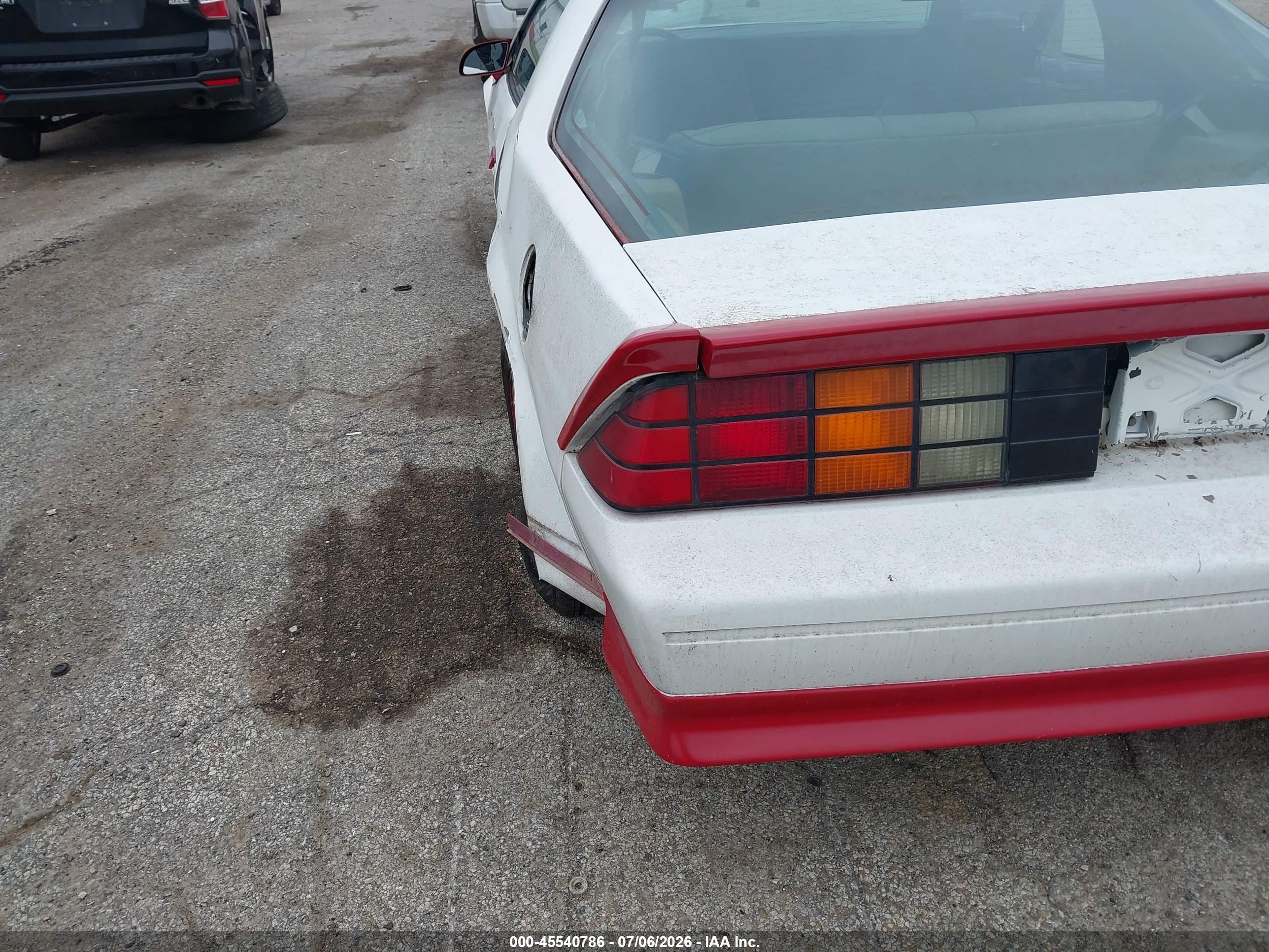 1992 Chevrolet Camaro Rs Белый vin: 1G1FP23E6NL155255