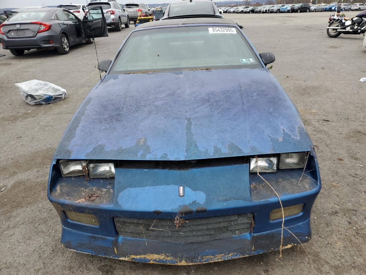 1992 Chevrolet Camaro Blue vin: 1G1FP23EXNL144162