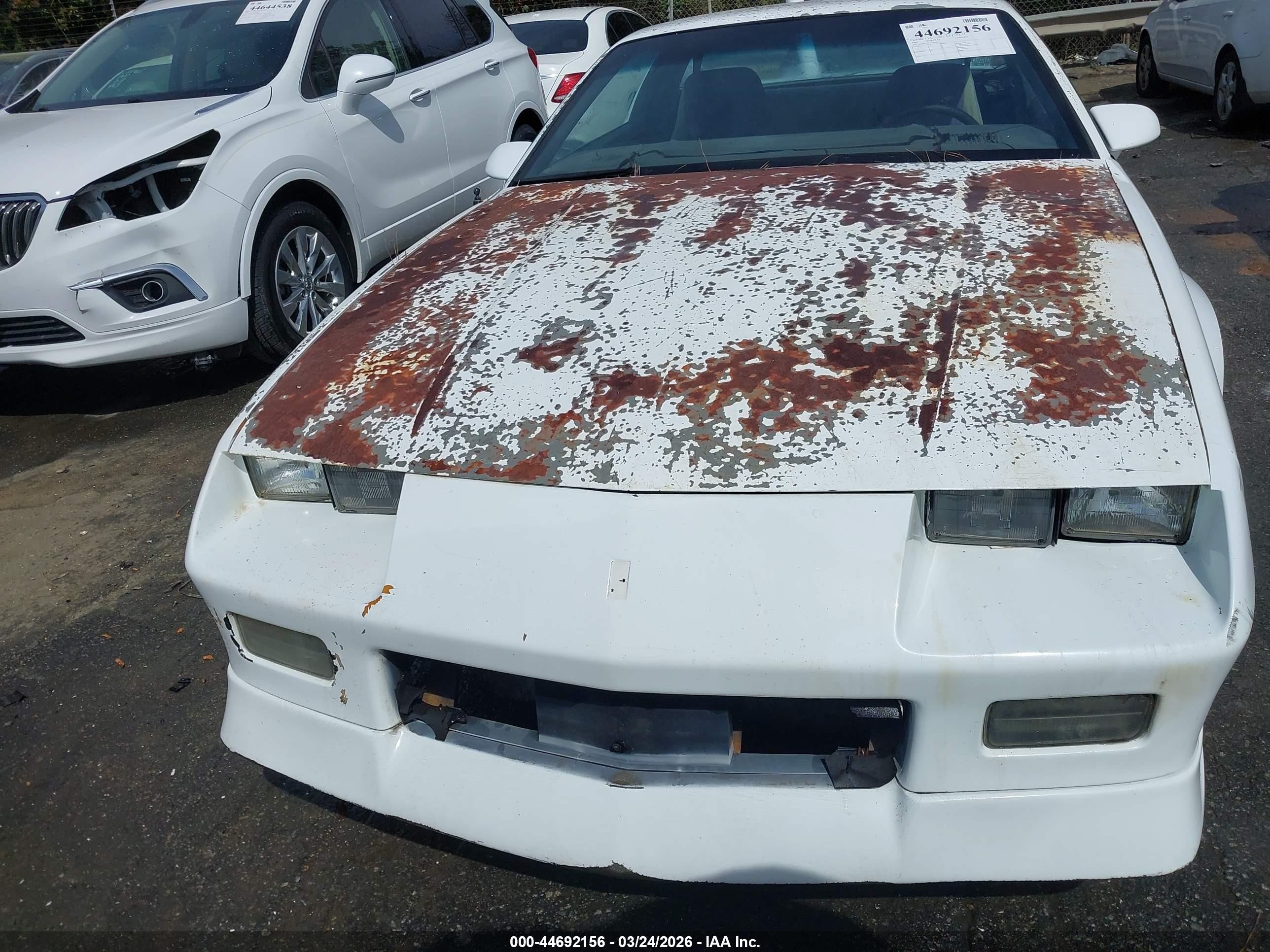 1992 Chevrolet Camaro Rs Белый vin: 1G1FP23T4NL166561