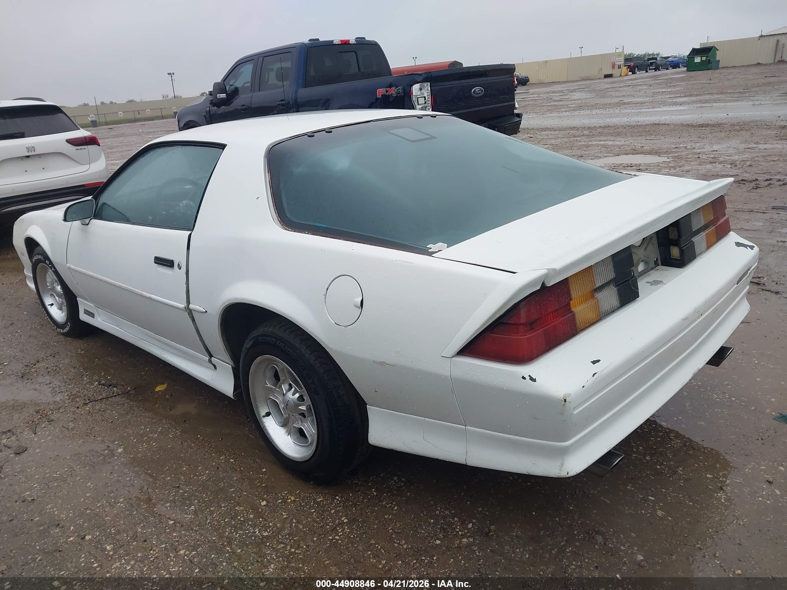 1991 Chevrolet Camaro Rs White vin: 1G1FP23T8ML184690