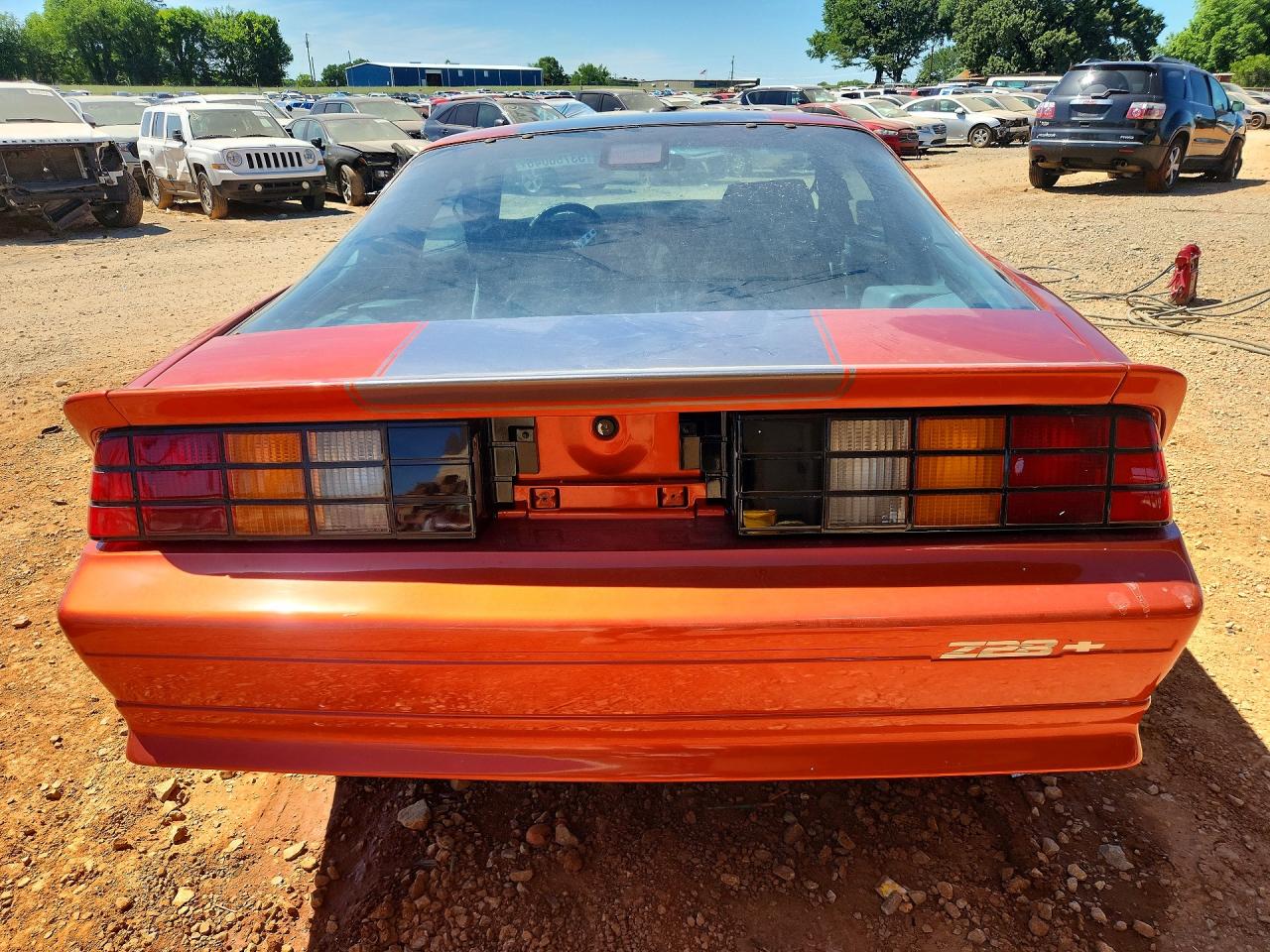 1991 Chevrolet Camaro Rs Orange vin: 1G1FP23TXML100451