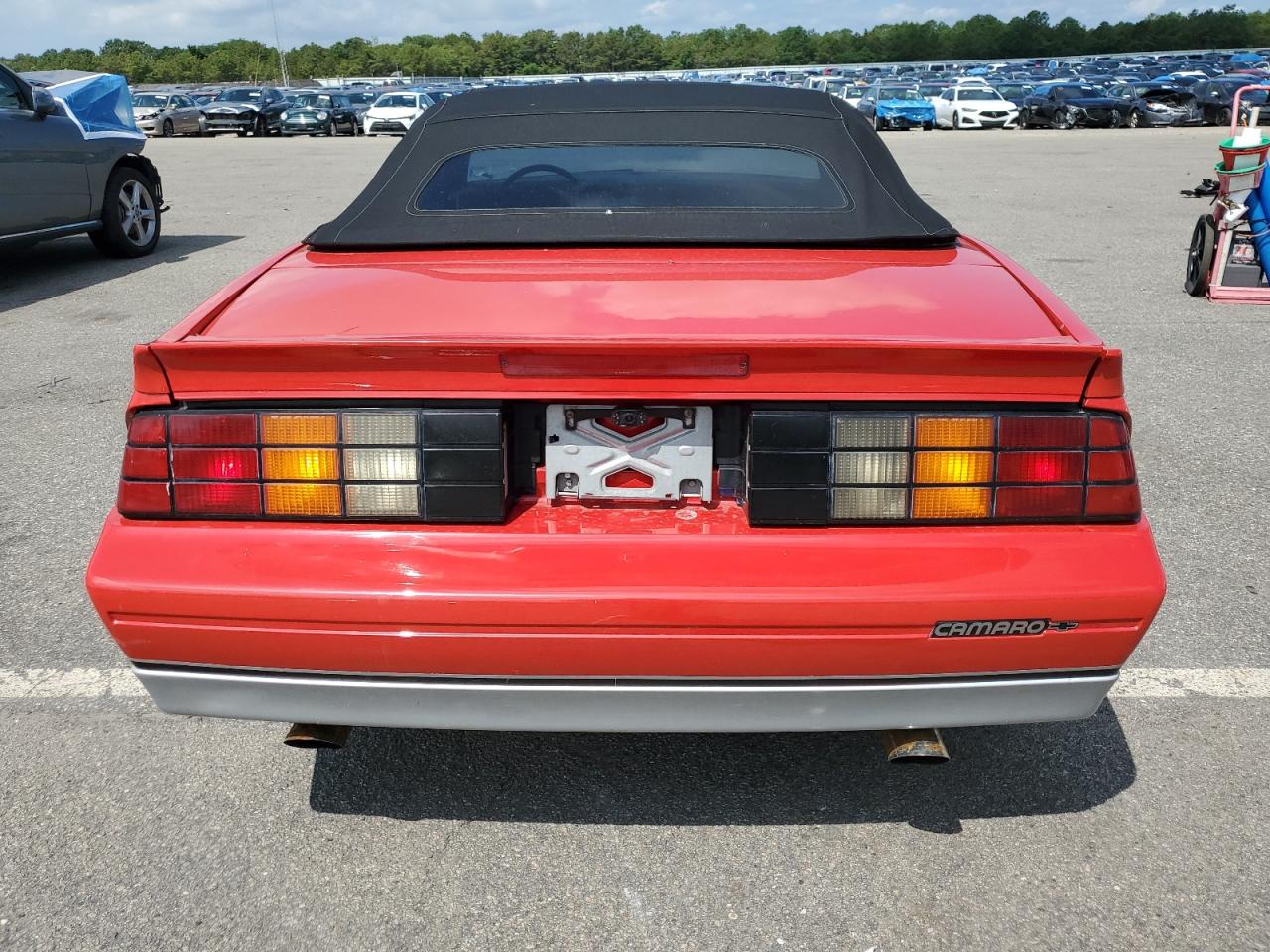1988 Chevrolet Camaro Red vin: 1G1FP31E0JL169204