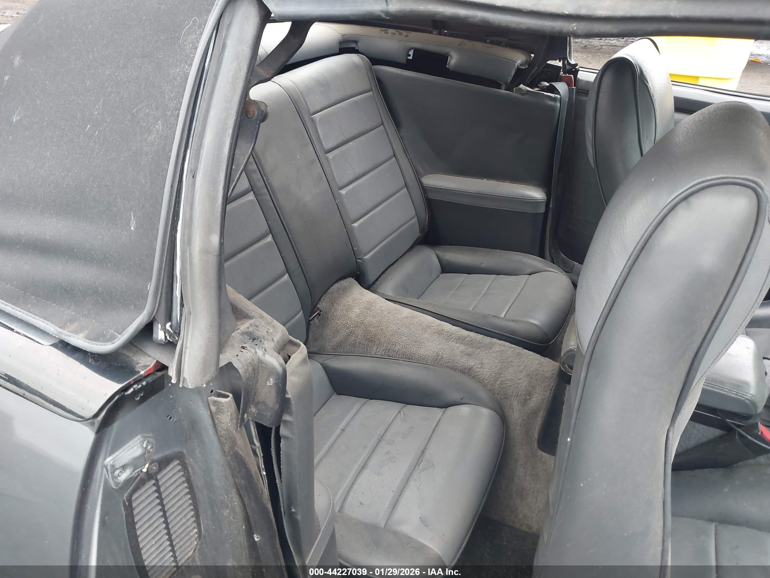 1989 Chevrolet Camaro   Серый vin: 1G1FP31E3KL121598