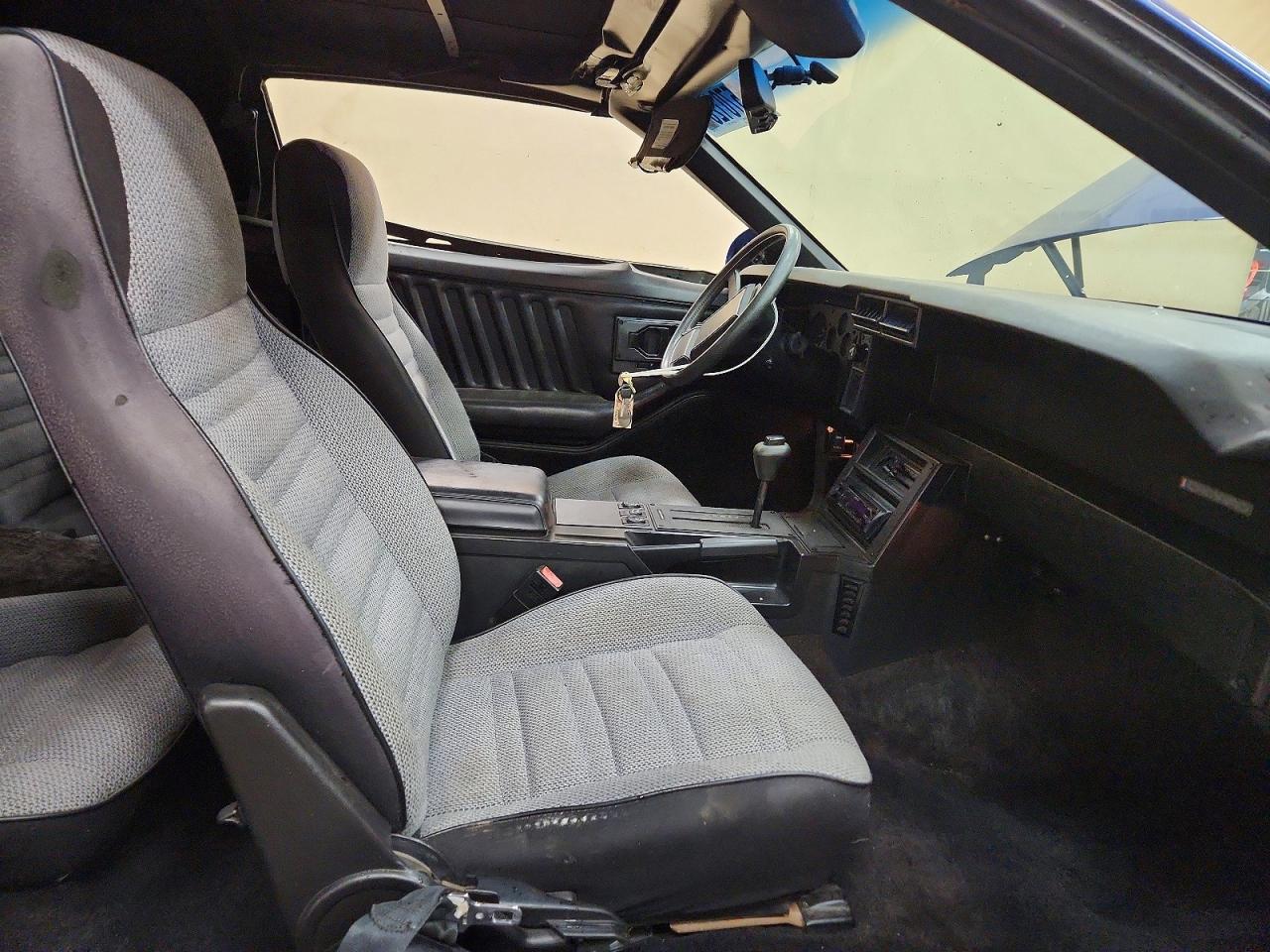 1989 Chevrolet Camaro Blue vin: 1G1FP31E9KL210463