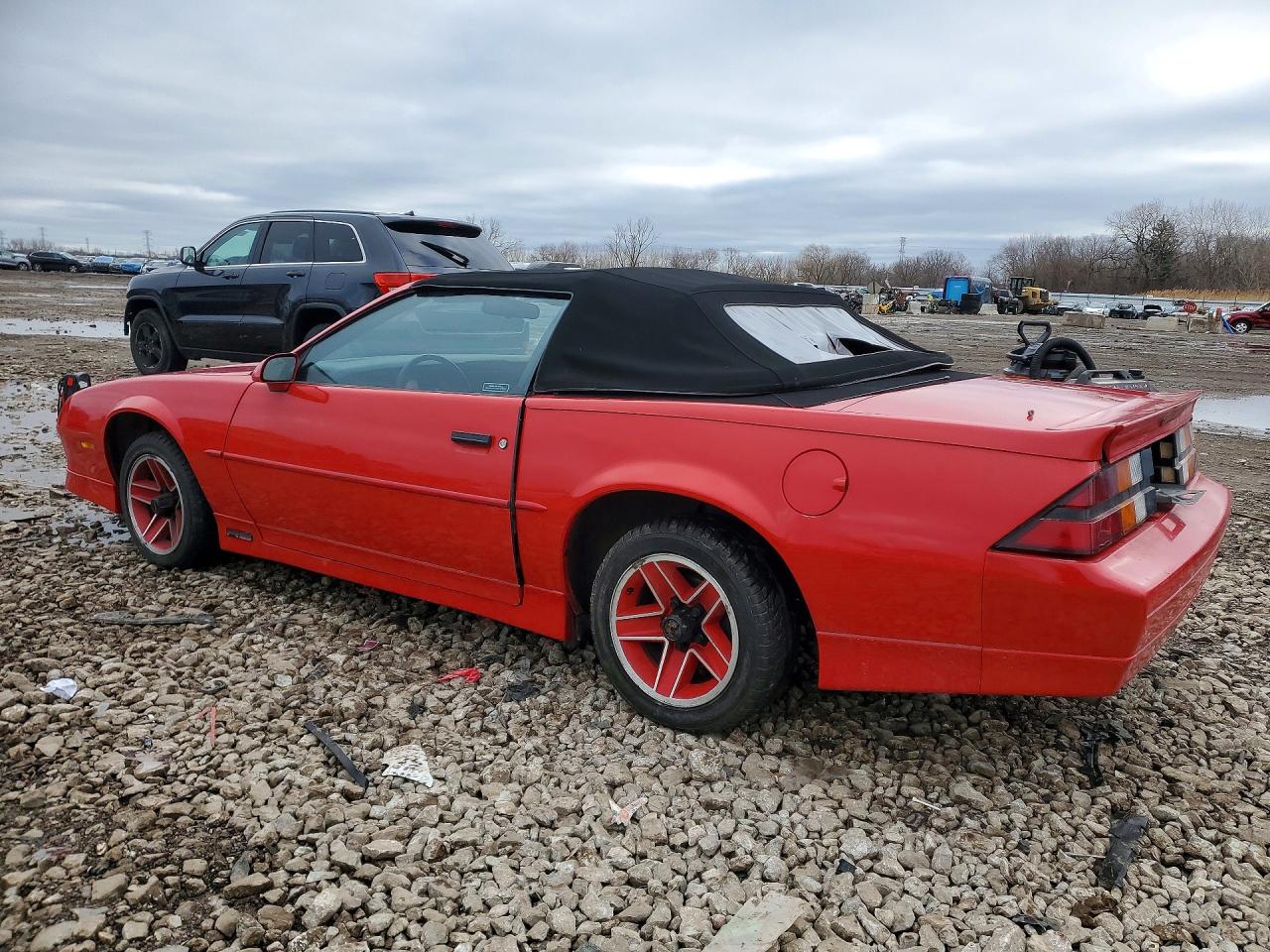 1989 Chev Camaro Красный vin: 1G1FP31EXKL193088