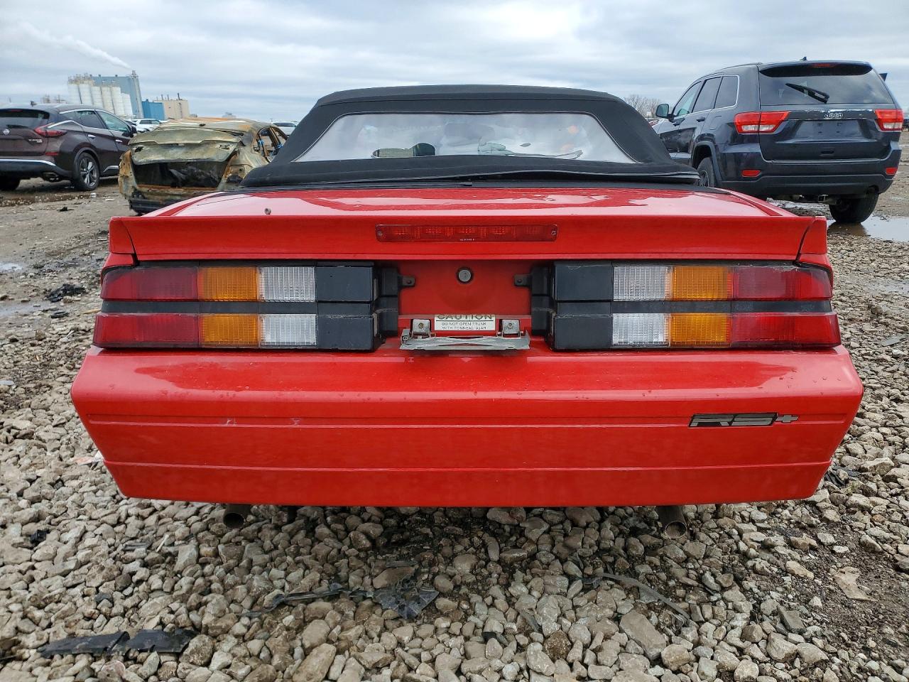 1989 Chev Camaro Красный vin: 1G1FP31EXKL193088