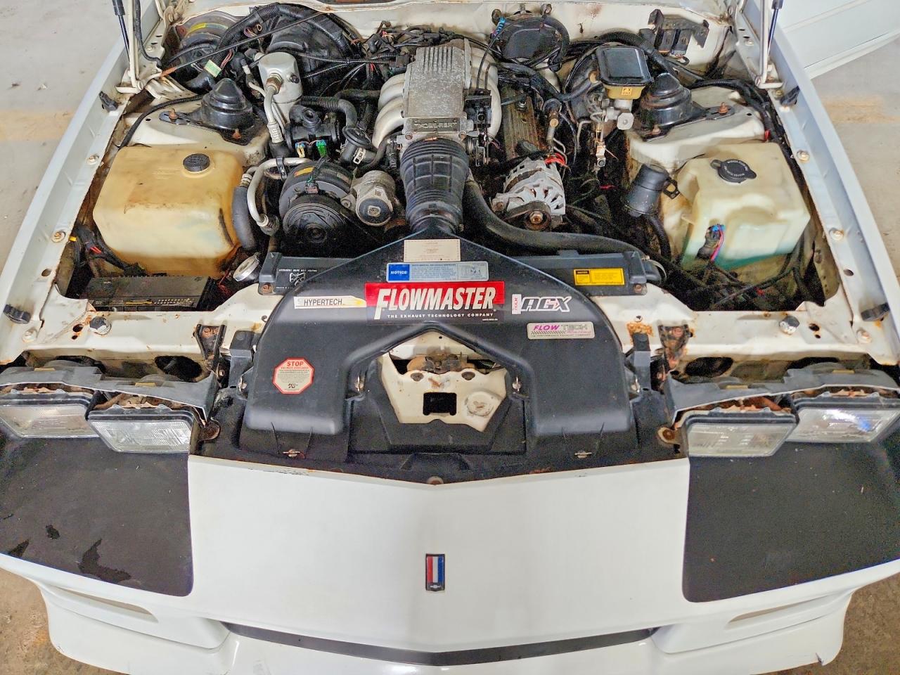 1991 Chevrolet Camaro Z28 White vin: 1G1FP33F4ML113387