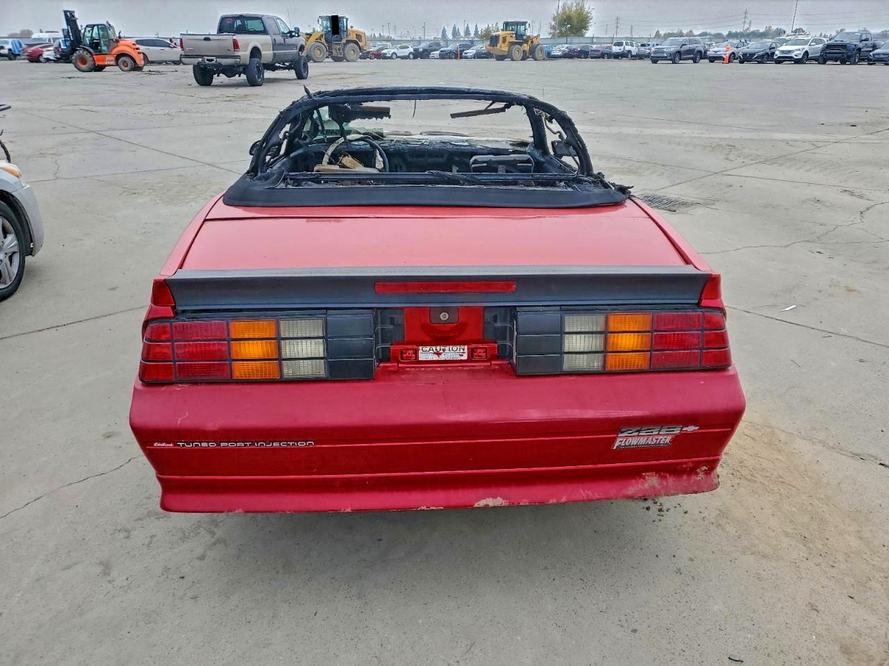 1991 Chev Camaro Z28 Пожар vin: 1G1FP33F5ML122129