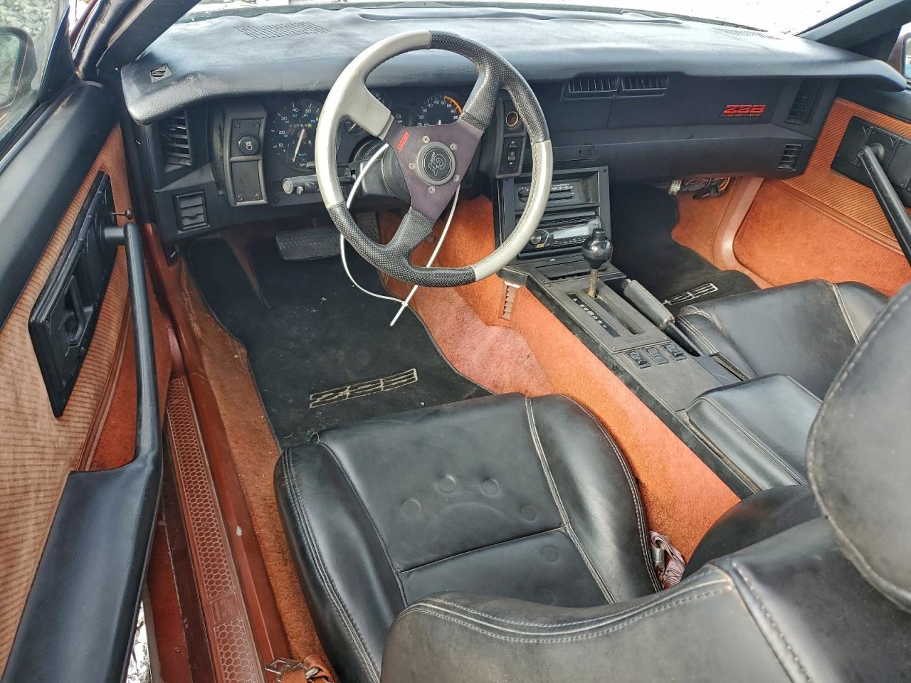 1985 Chevrolet Camaro Brown vin: 1G1FP87F0FN127981