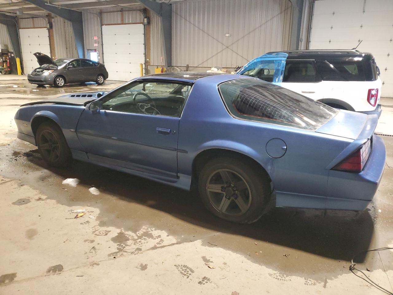 1986 Chevrolet Camaro Blue vin: 1G1FP87F0GN155457
