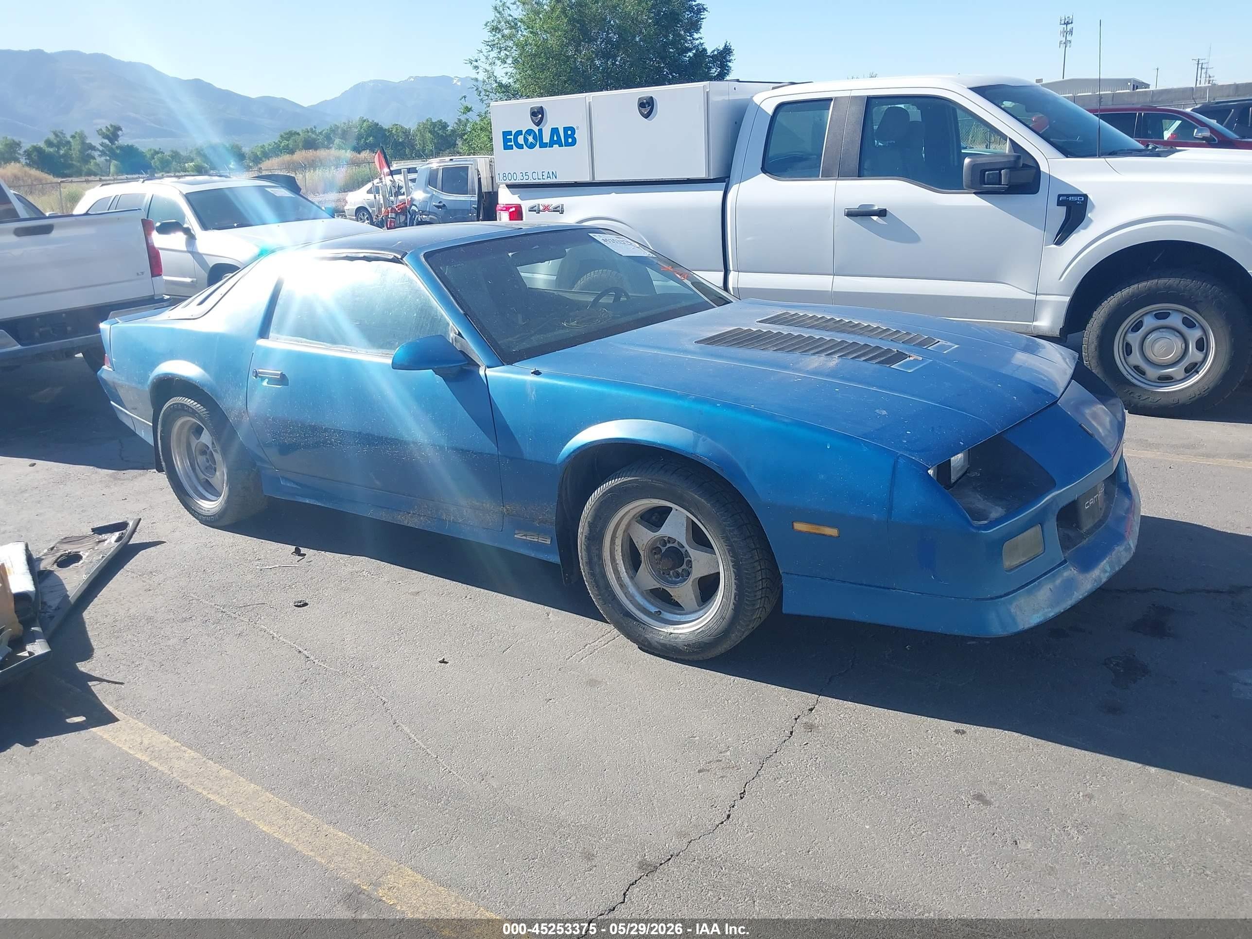 1985 Chevrolet Camaro   Blue vin: 1G1FP87F1FL467328