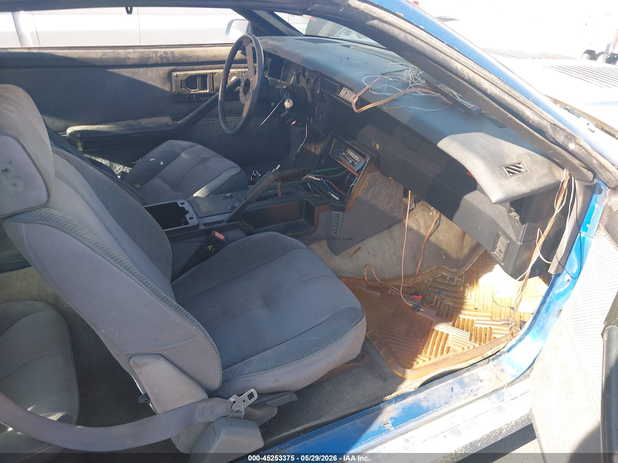 1985 Chevrolet Camaro   Blue vin: 1G1FP87F1FL467328