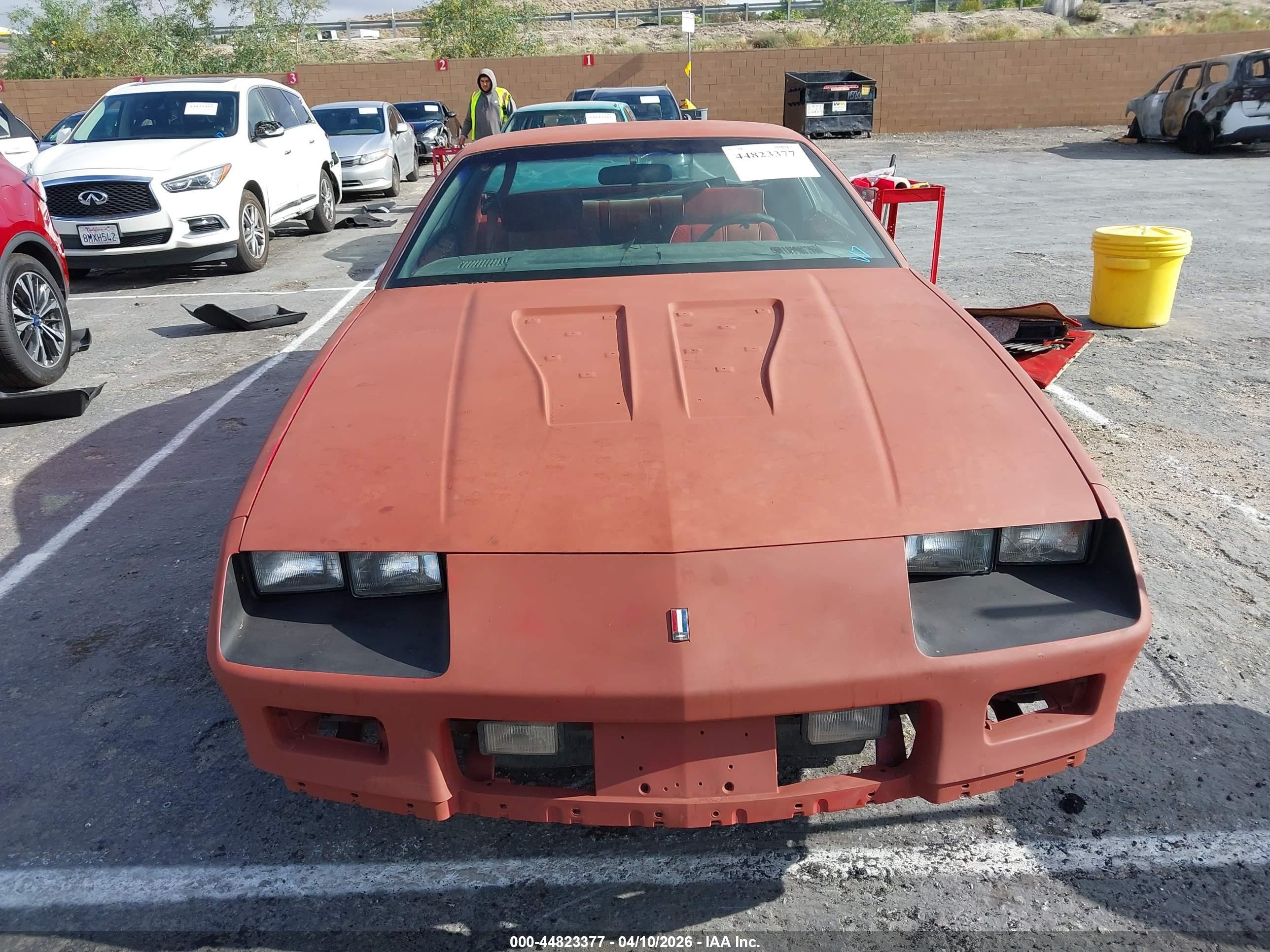1986 Chevrolet Camaro   Red vin: 1G1FP87F2GL194580
