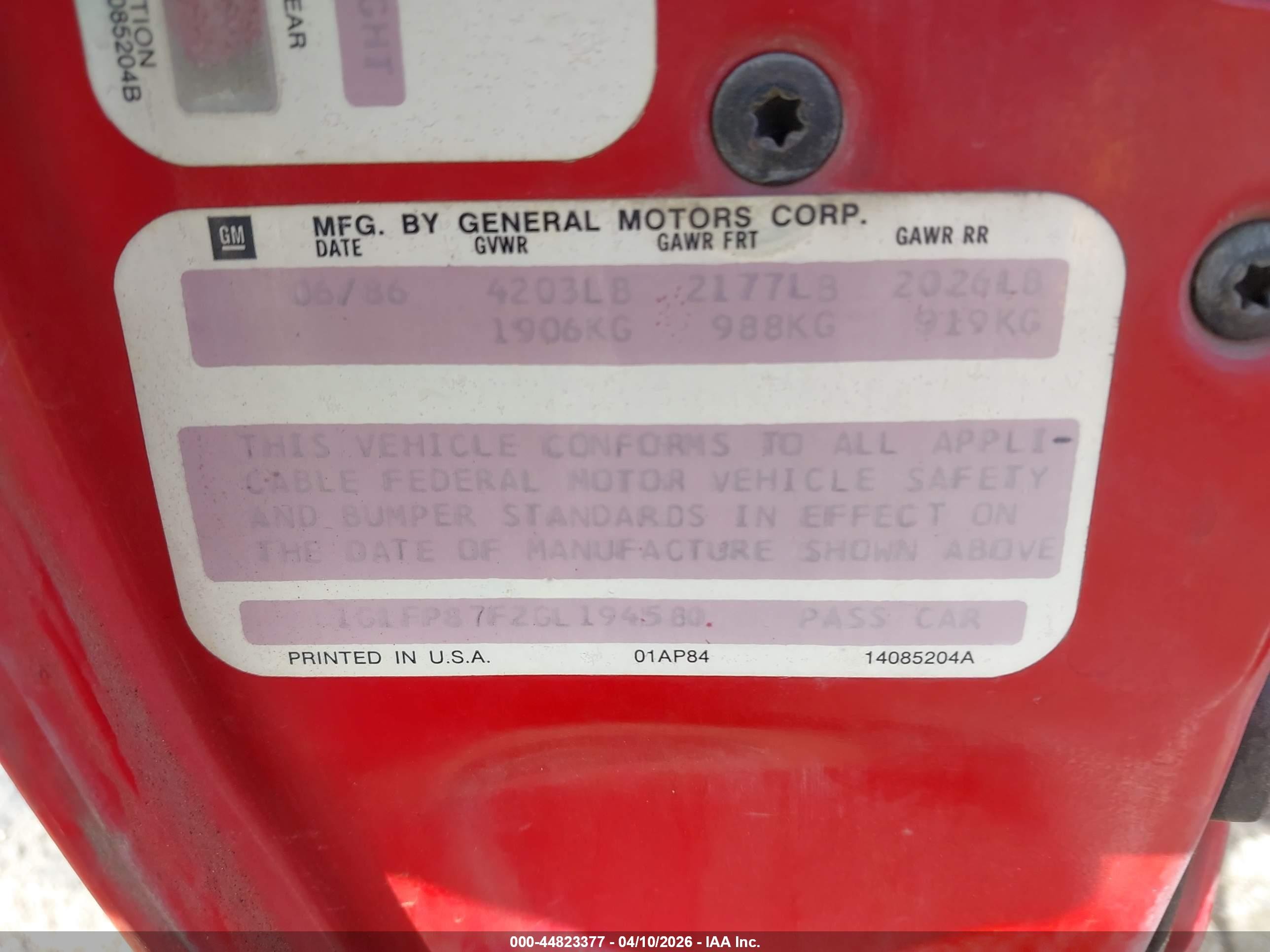 1986 Chevrolet Camaro   Red vin: 1G1FP87F2GL194580