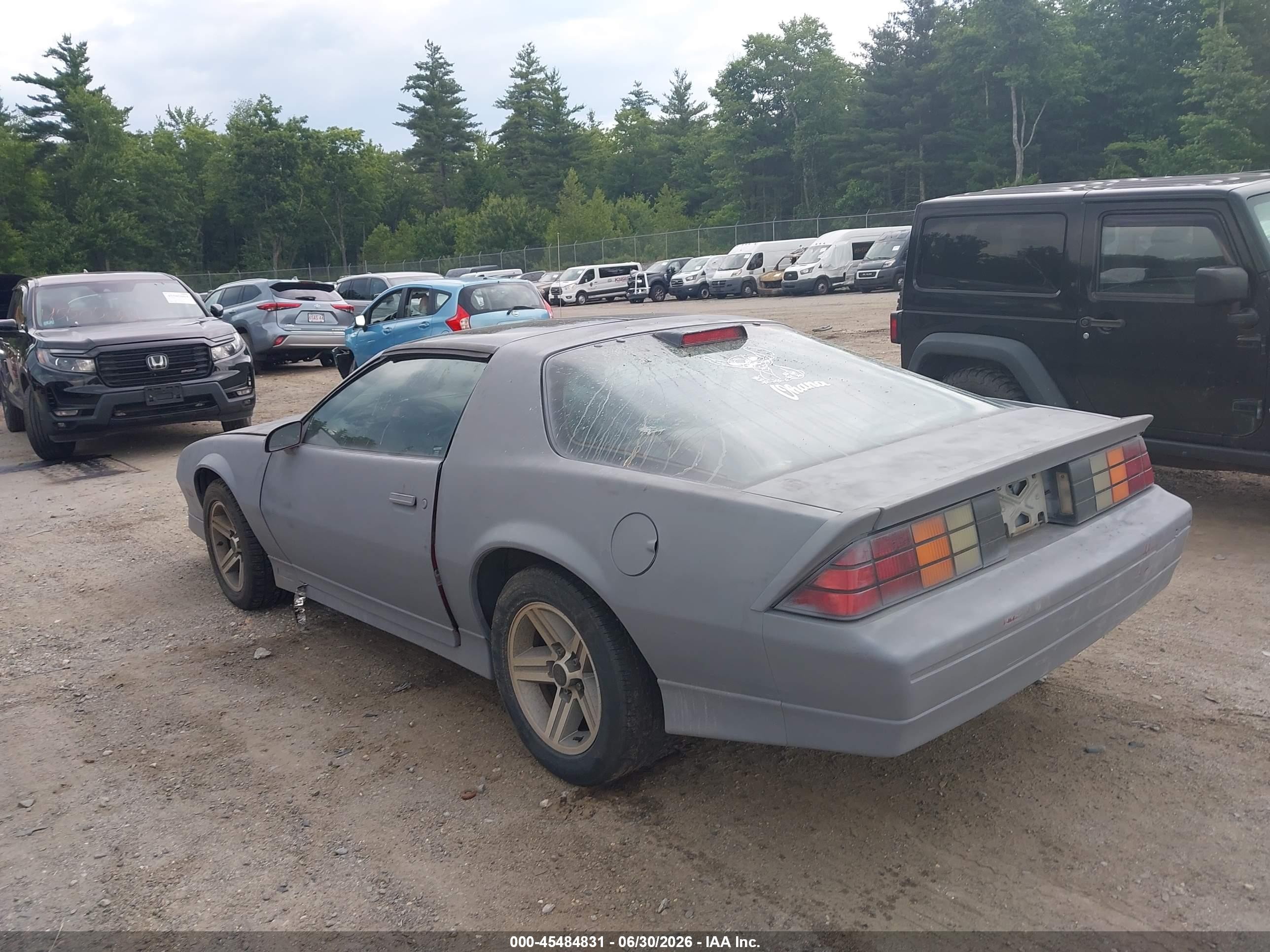1986 Chevrolet Camaro   Gray vin: 1G1FP87F7GL123455