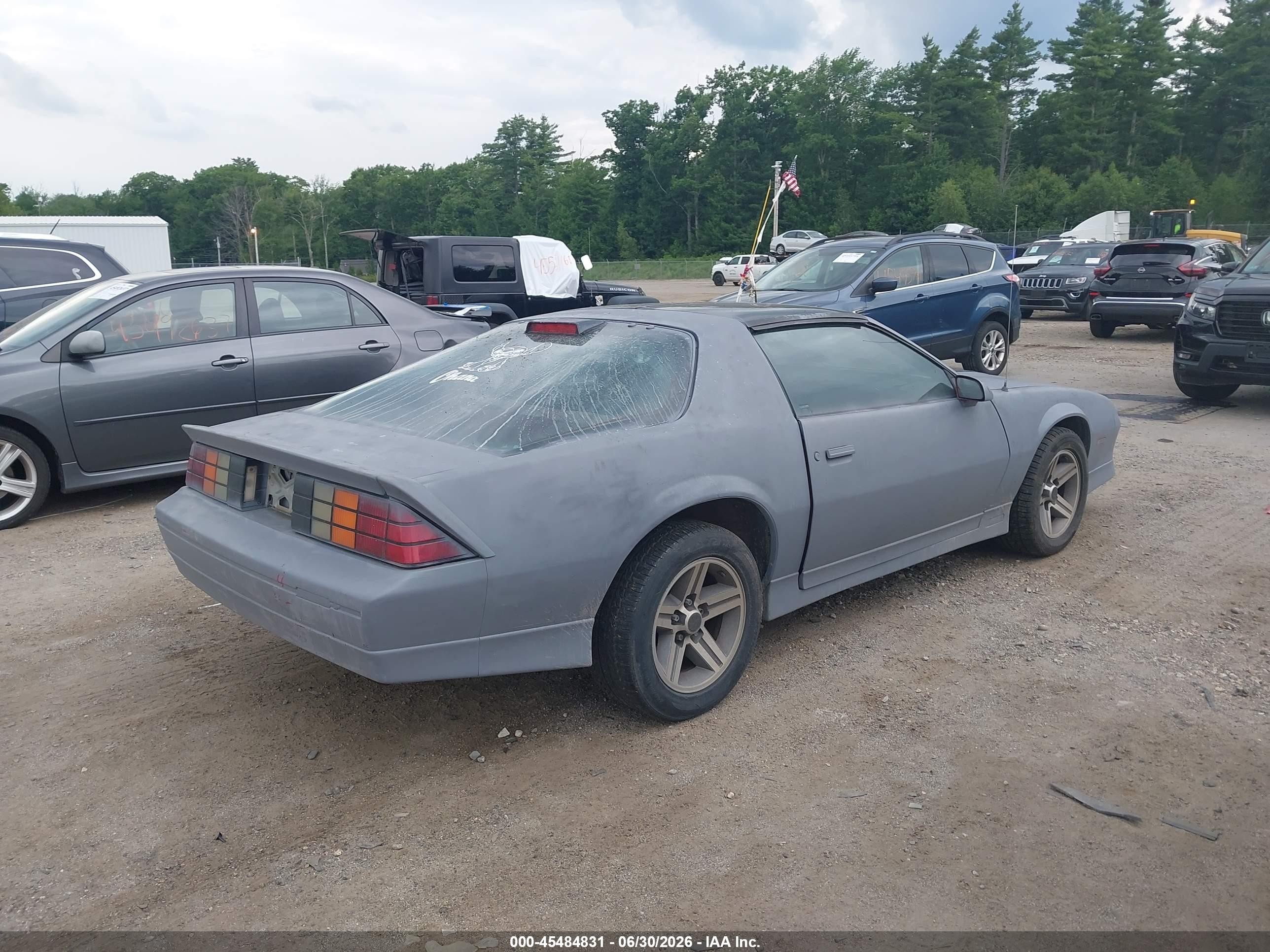 1986 Chevrolet Camaro   Gray vin: 1G1FP87F7GL123455